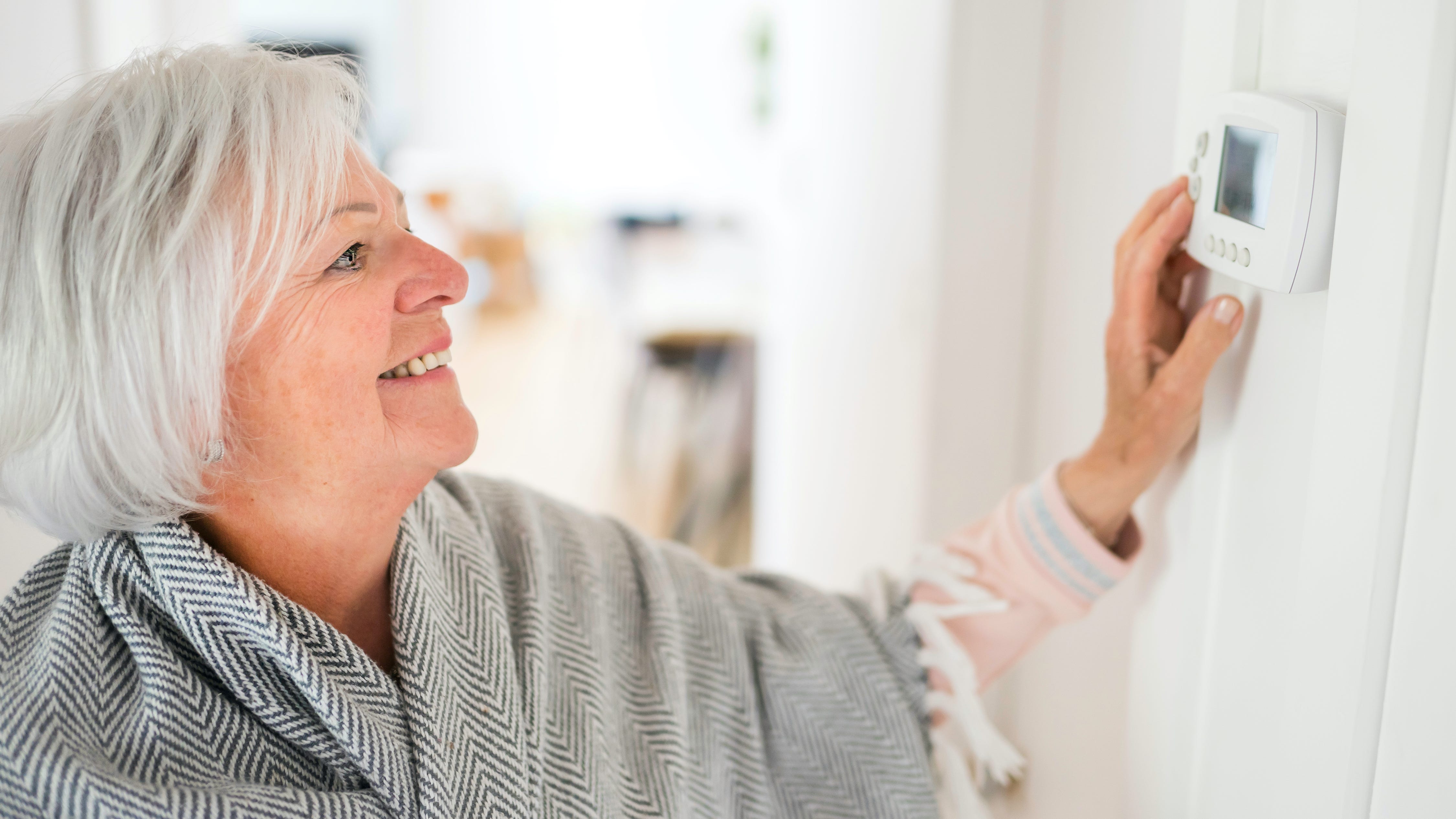 Tarrant Co. United Way collects fans & AC units for older adults