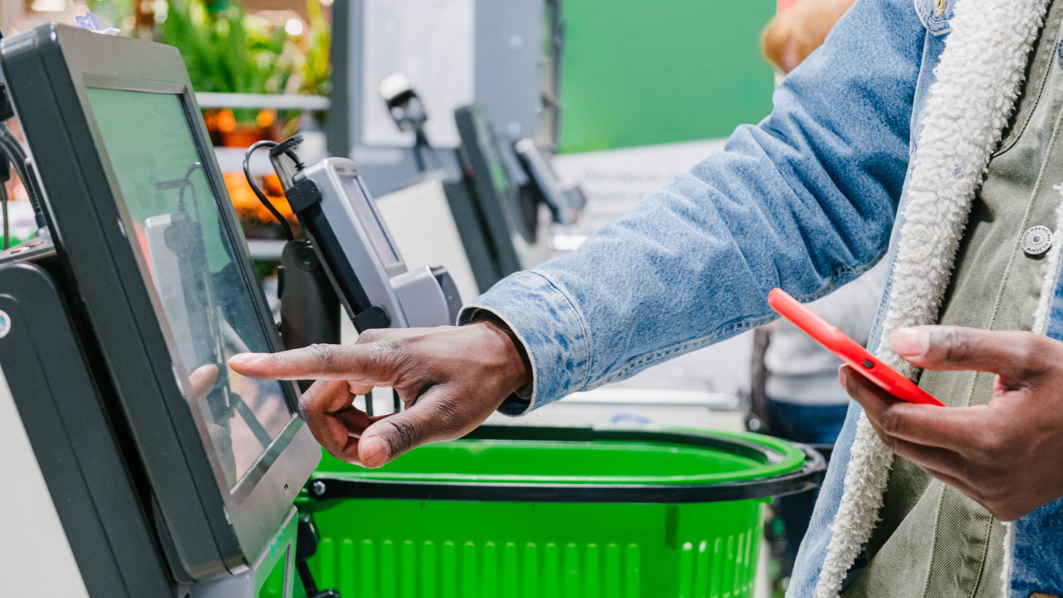 Plan to eliminate grocery tax advances in Missouri