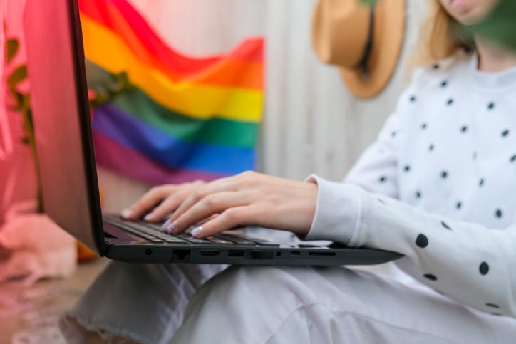 Dems Senators Call on Abbott, Others to Restore Youth Connection Webpage