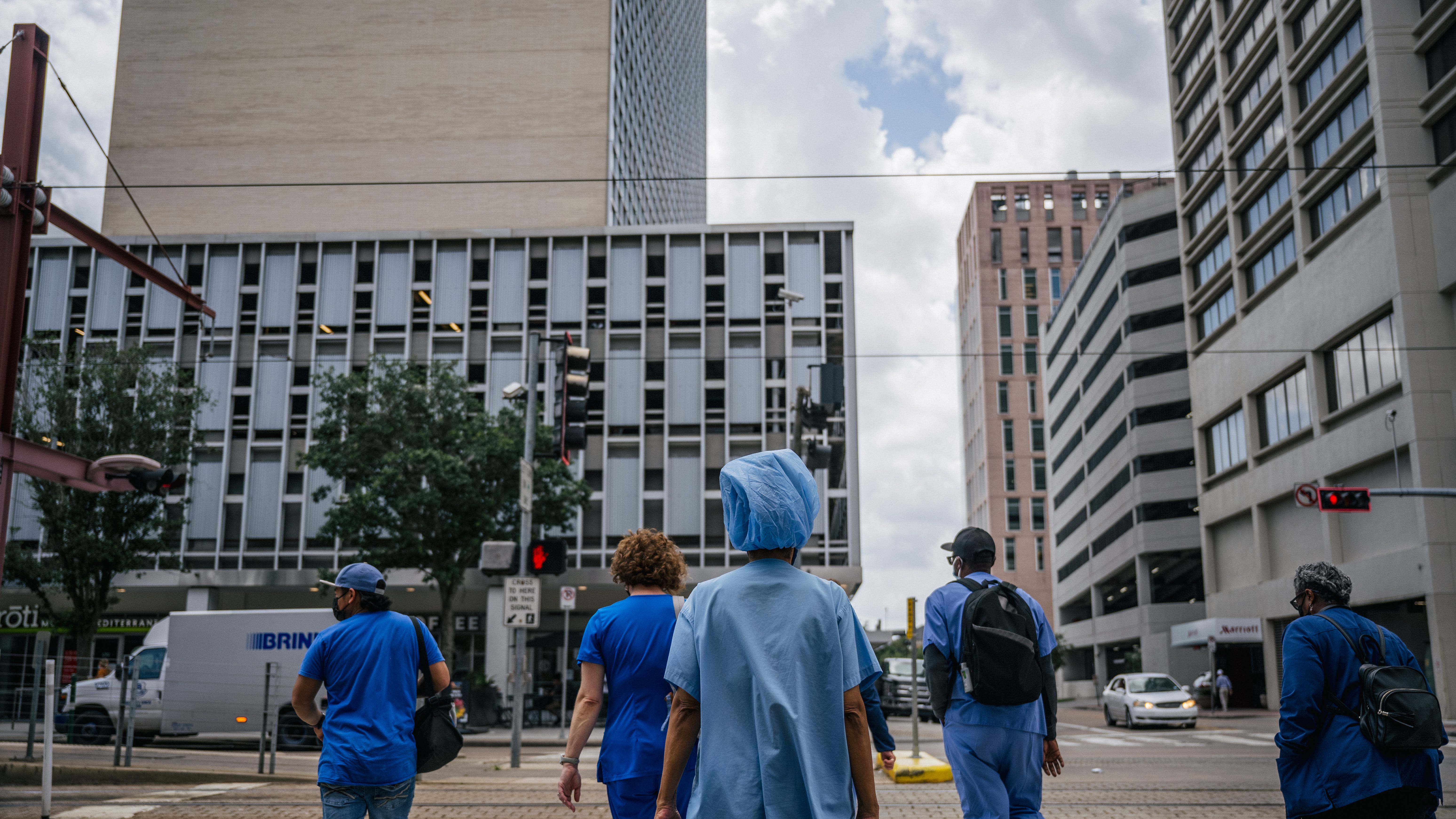 153 healthcare workers quit, resign over hospital’s vaccine requirement