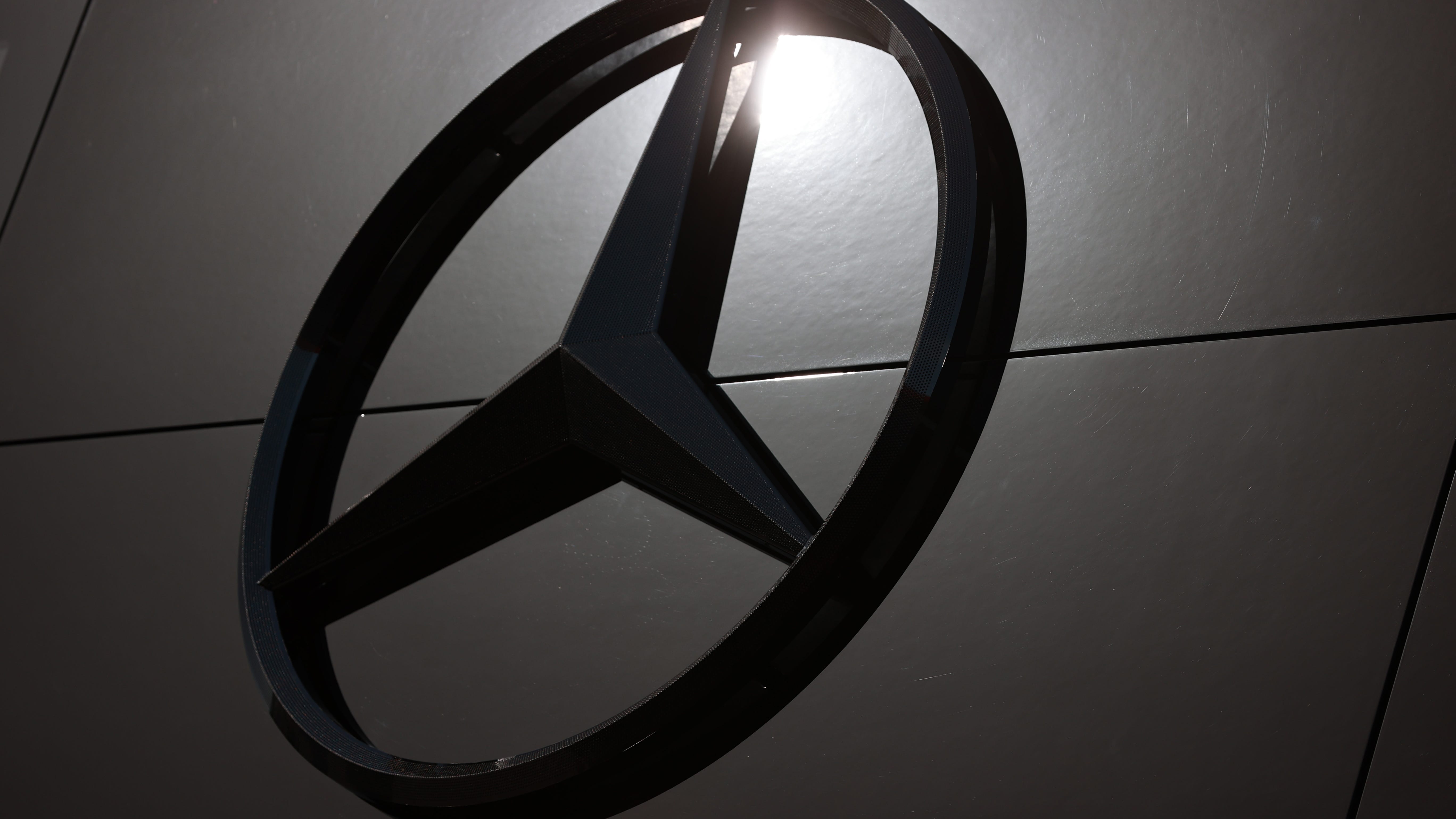 Mercedes recalls nearly 324K vehicles due to engine stalling