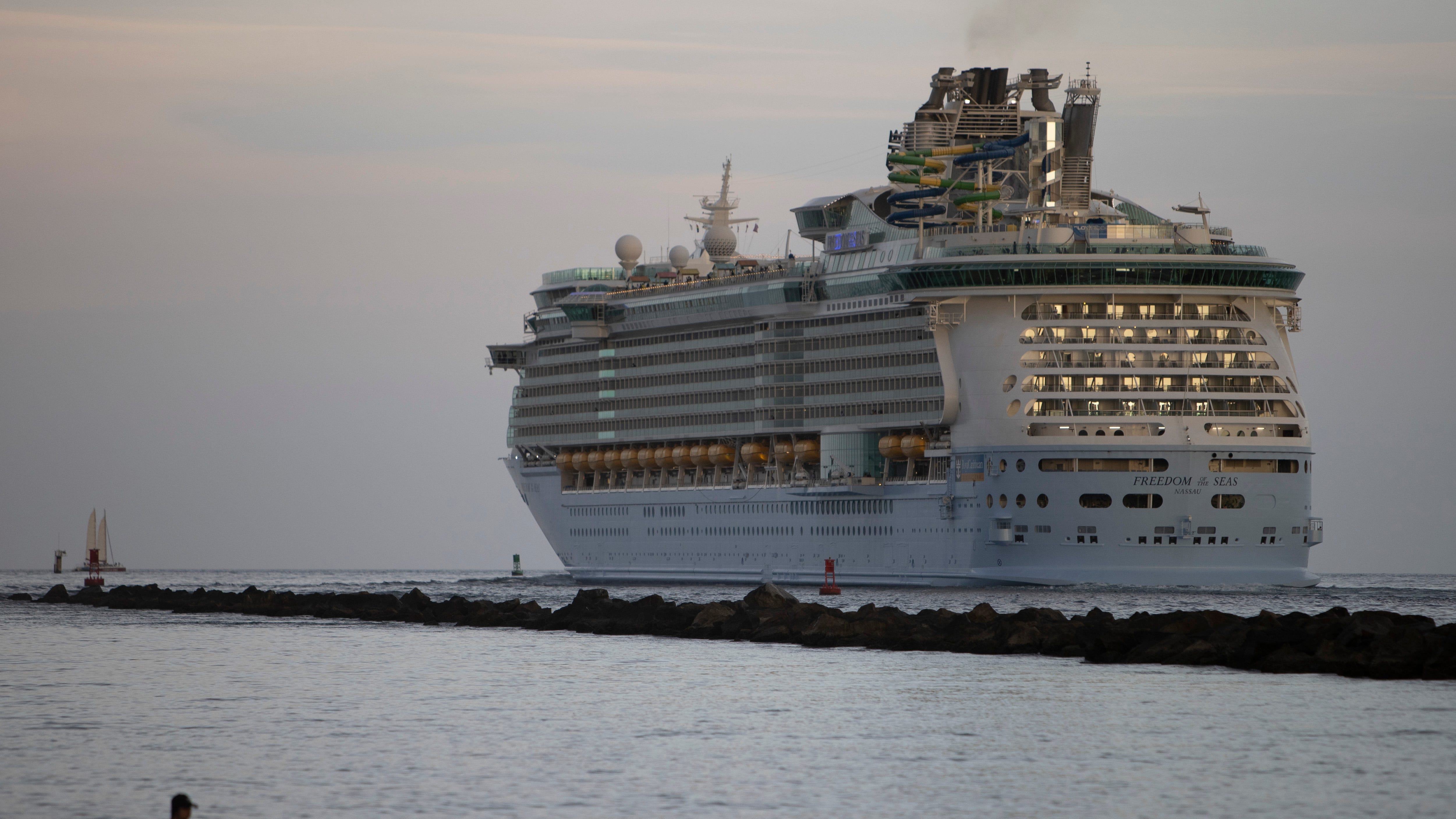Royal Caribbean sails from U.S. for first time since pandemic