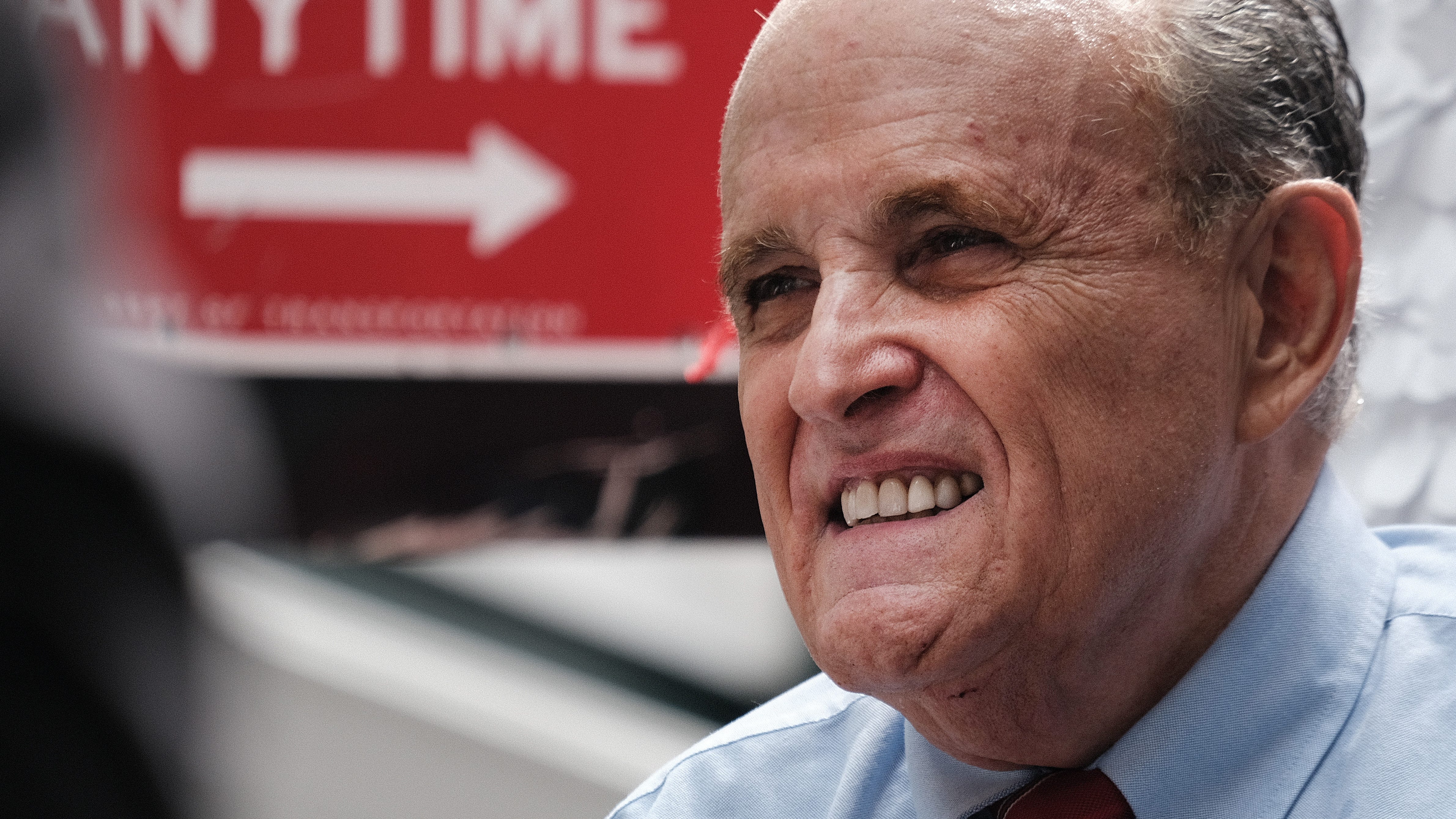 Adams backs ShopRite back-slapper against Giuliani in meeting with Staten Island DA