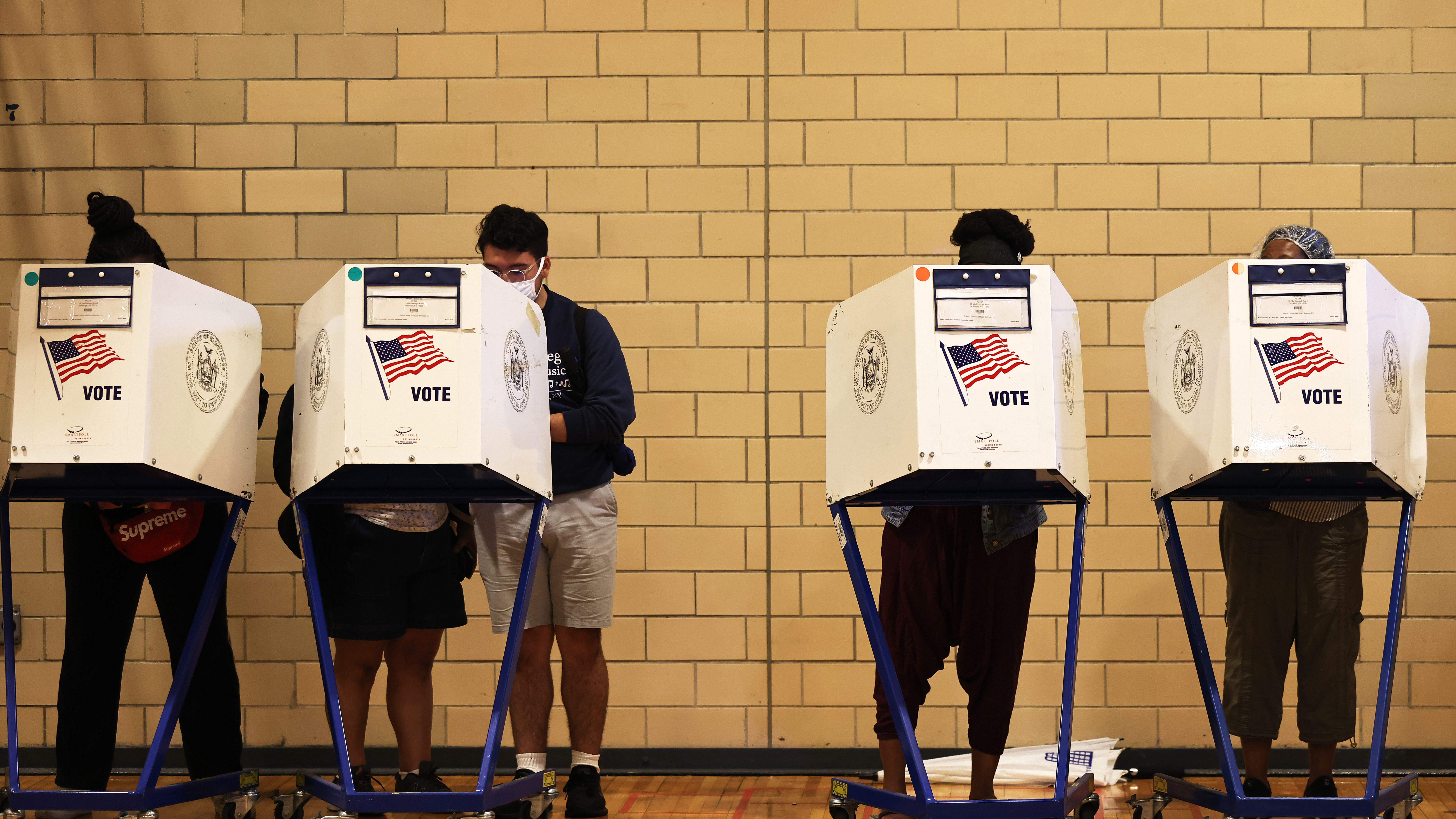 Hochul faces challengers as NY primary voters cast ballots in governor's race