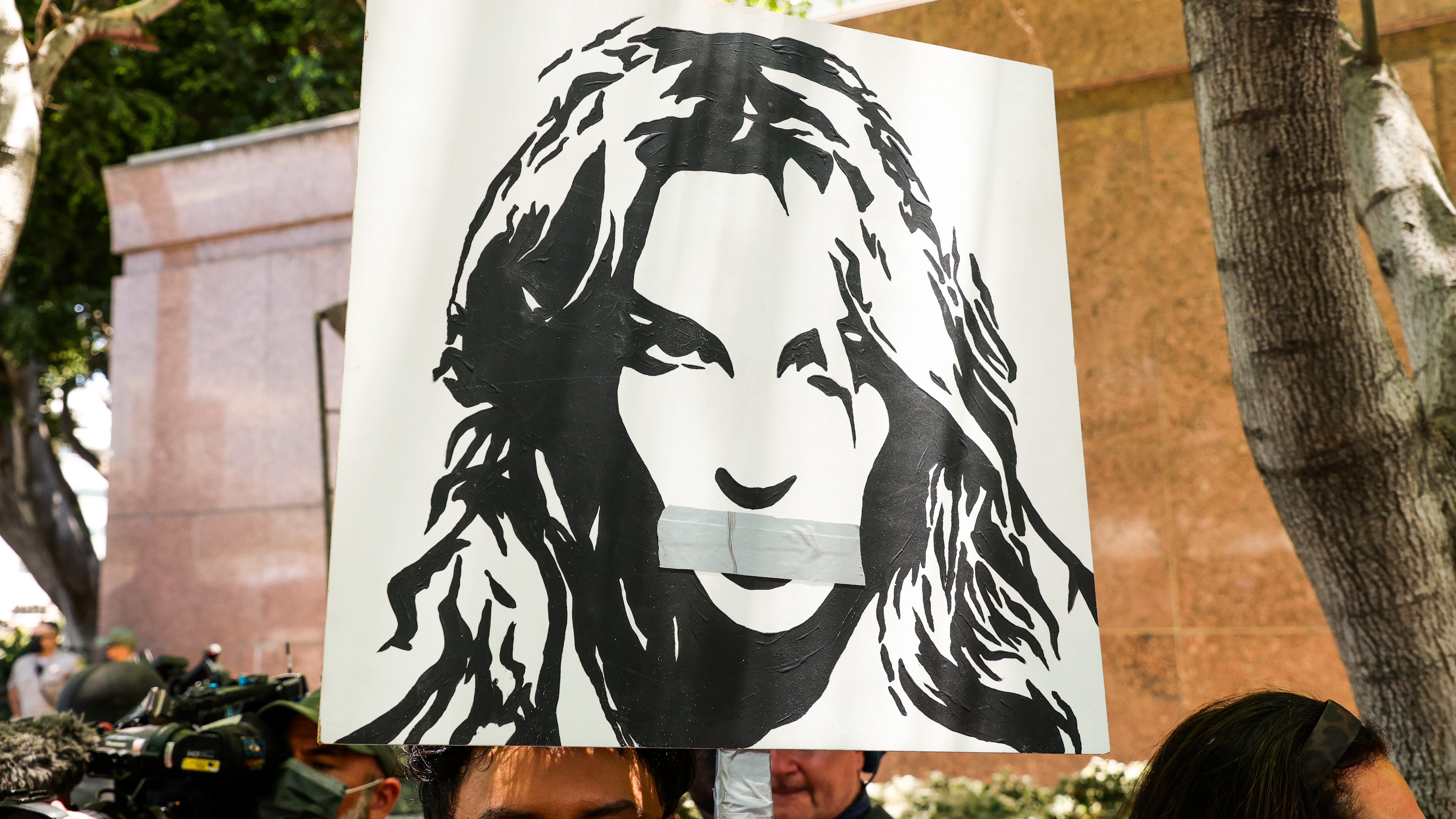 Judge denies Britney Spears request to remove father from conservatorship