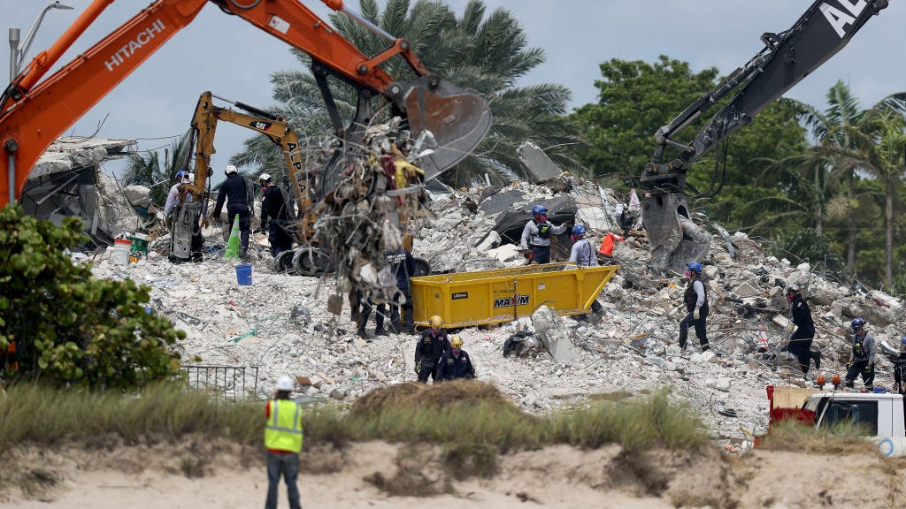 Son mourns parents who died in Surfside condo collapse: 'We were always laughing'