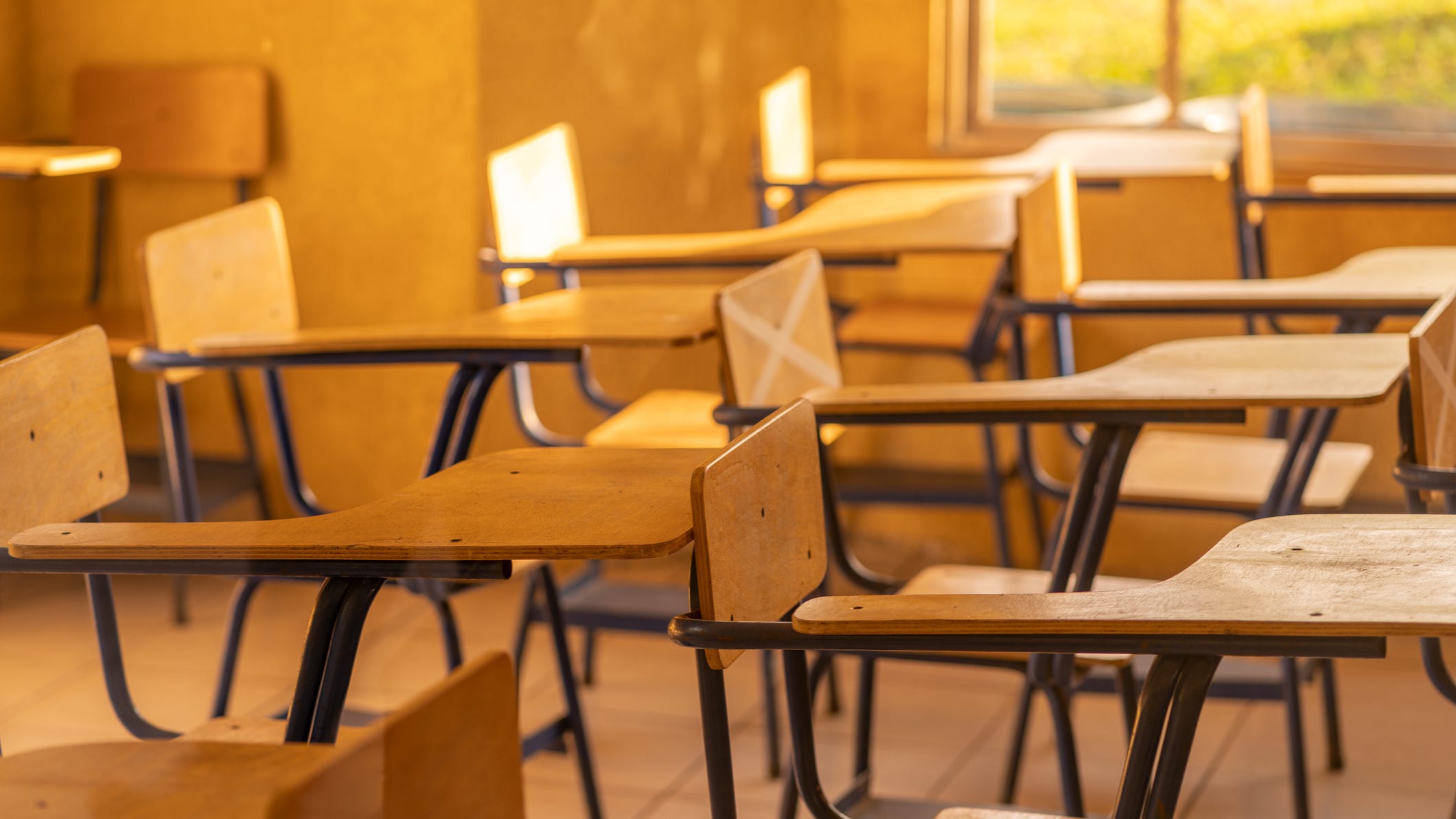 Metro Detroit high school released due to partial power outage