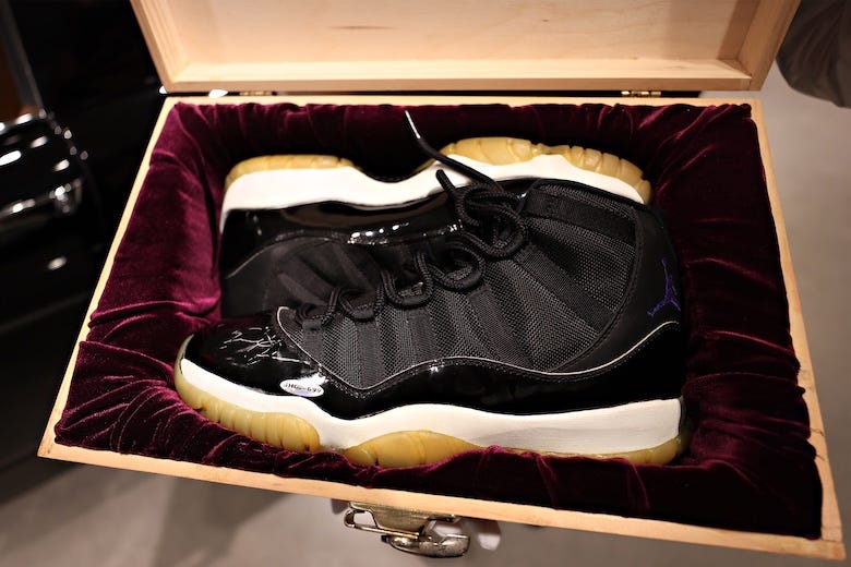 Air Jordan 11 sneakers