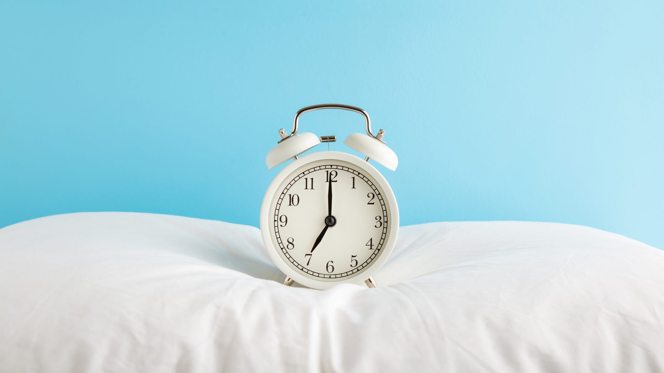 Bill to address daylight saving time back on the table in Congress