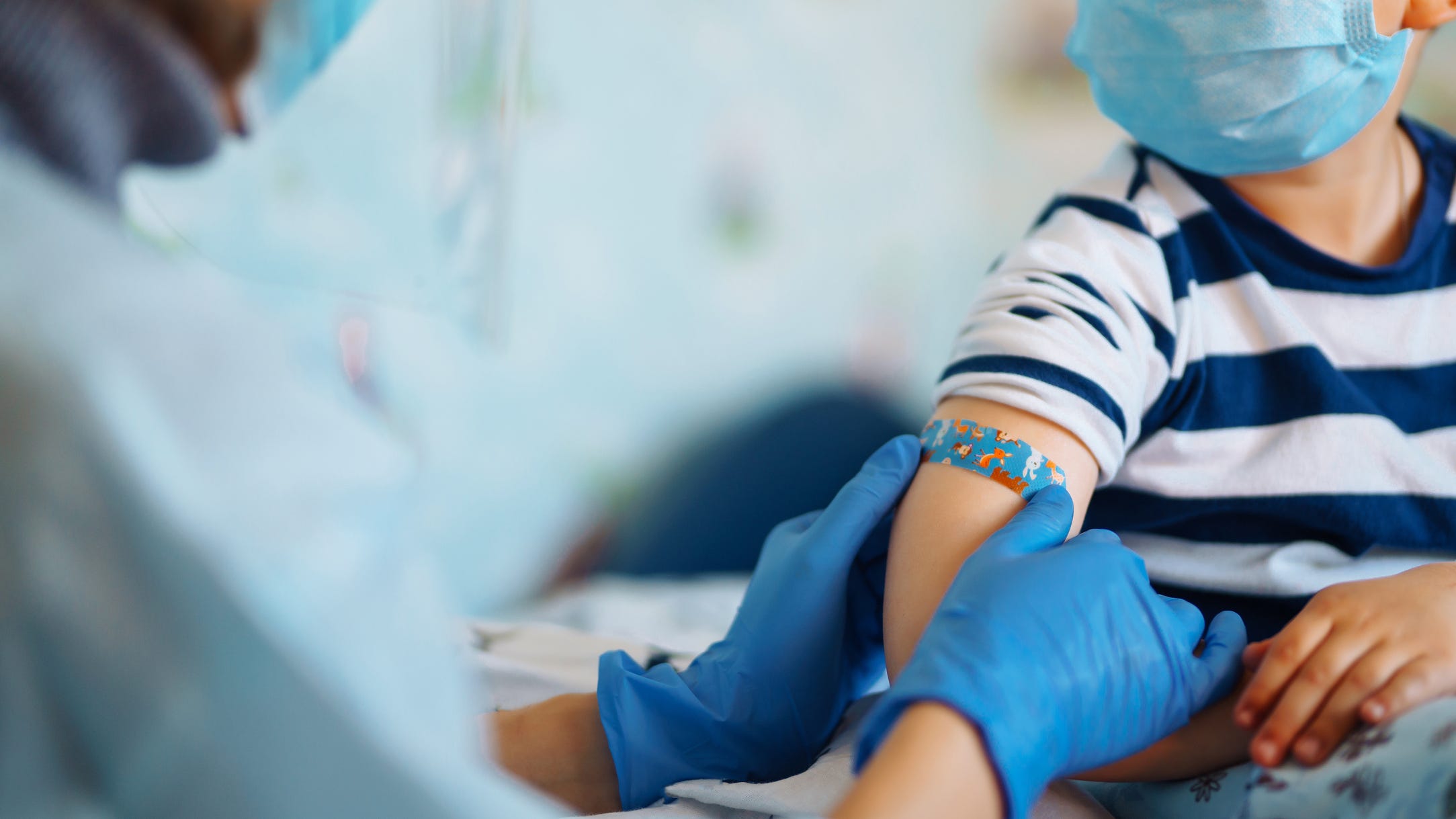 Pfizer seeks to expand omicron booster to kids
