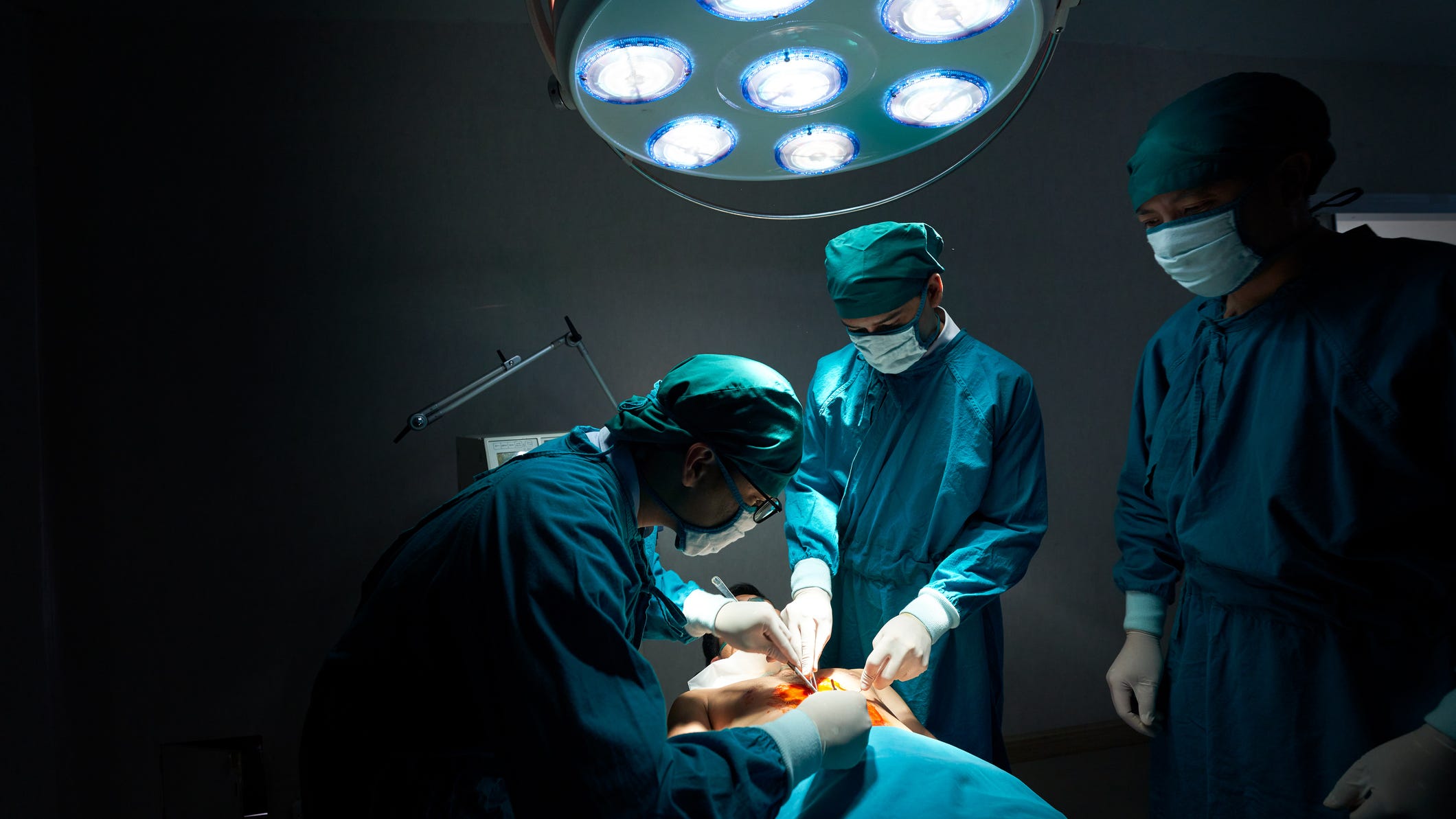 New approach to heart transplant surgery could lessen donor wait times