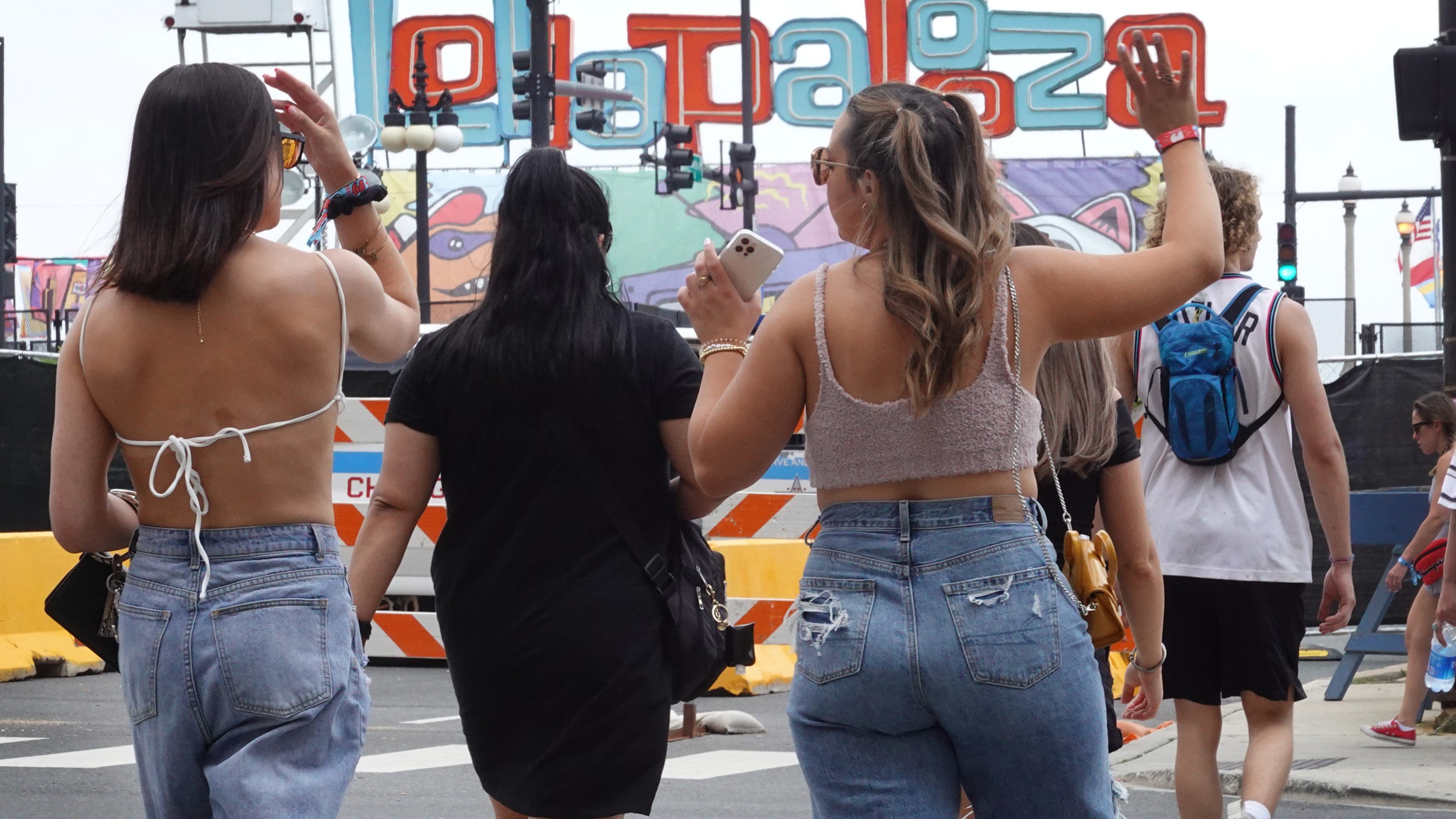Road closures start in preparation for Lolla