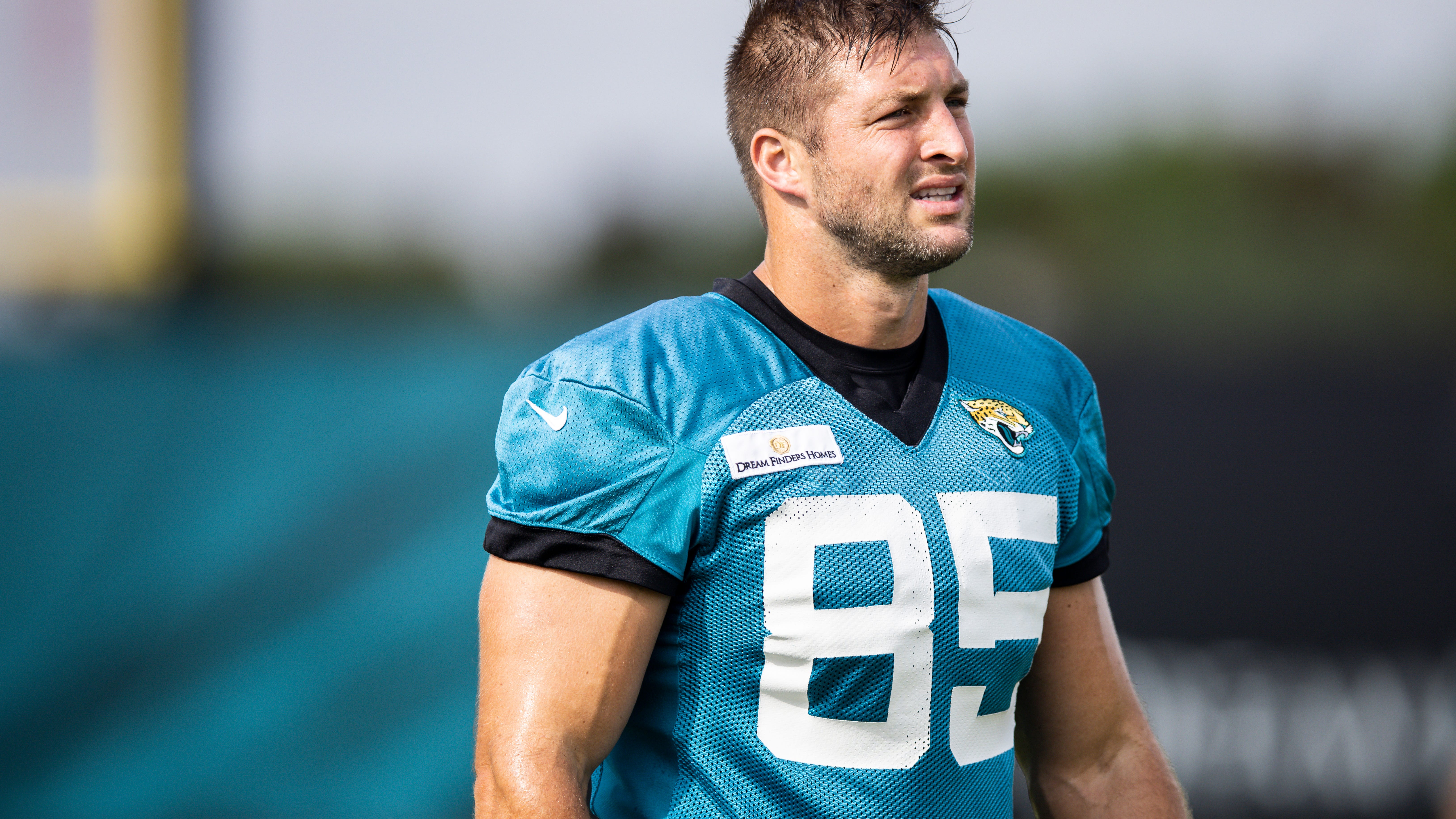 Tim Tebow released by Jacksonville Jaguars