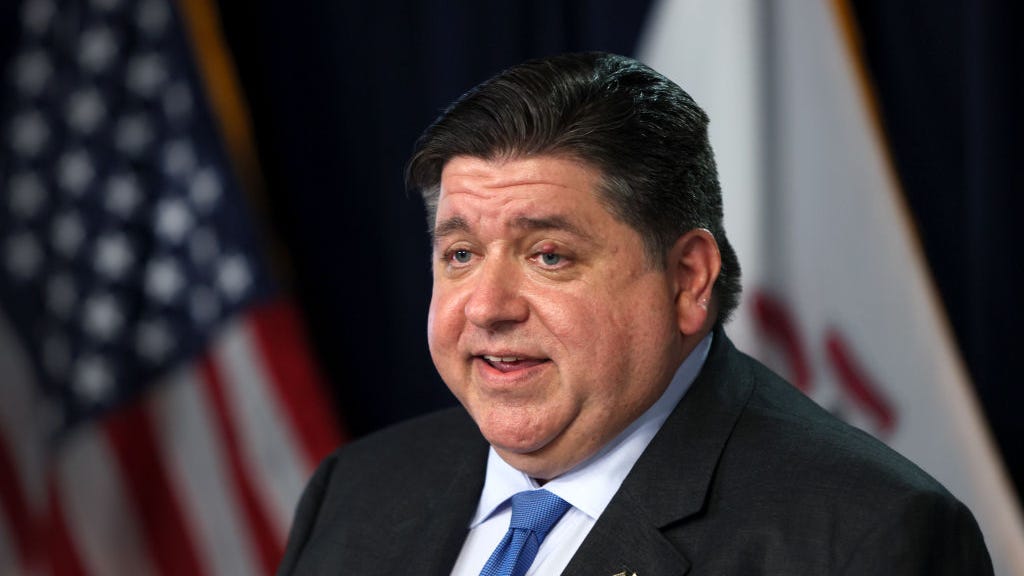 Pritzker expected to sign clean energy bill into law