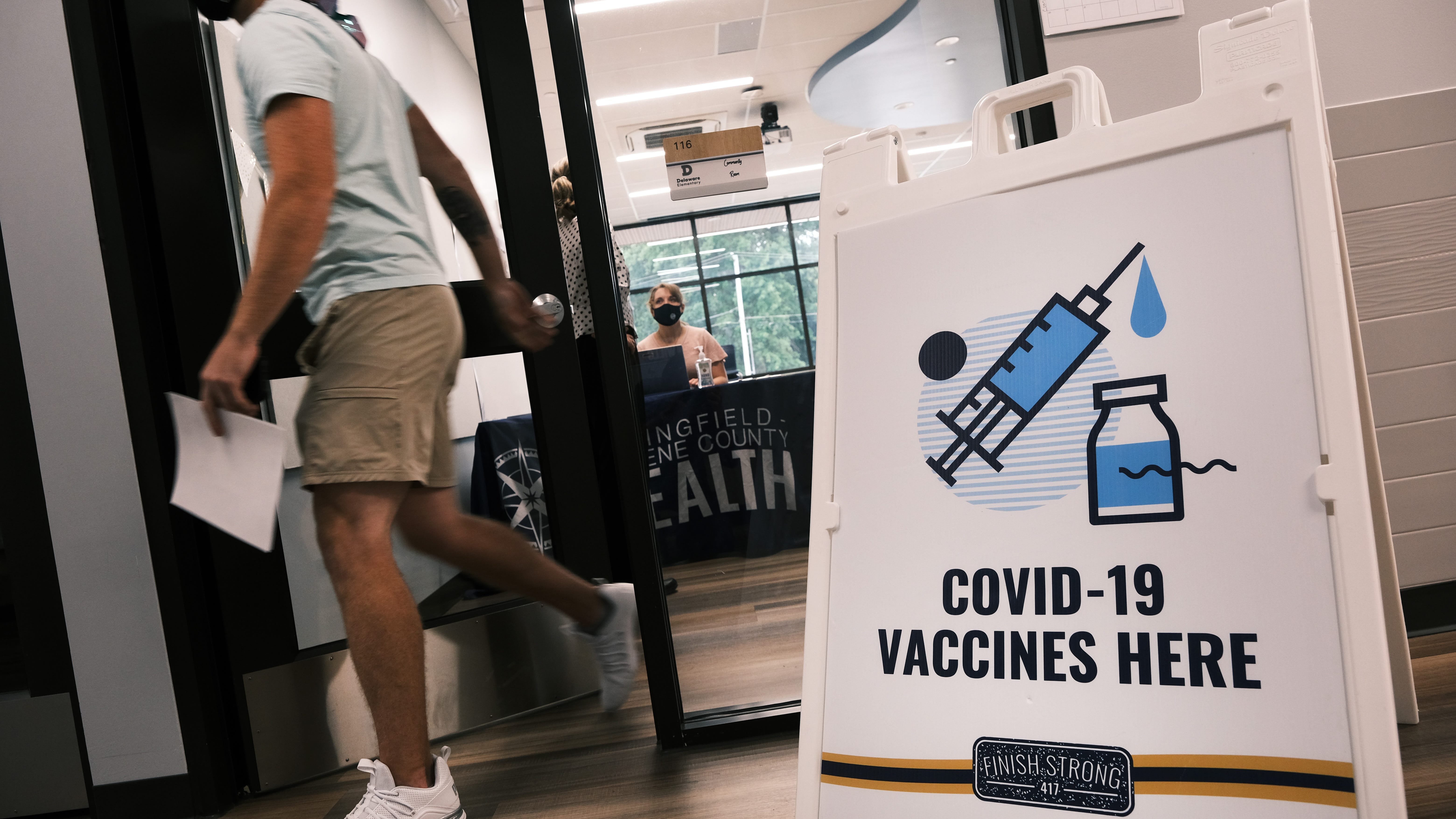 Judge orders man to get vaccinated or go to jail