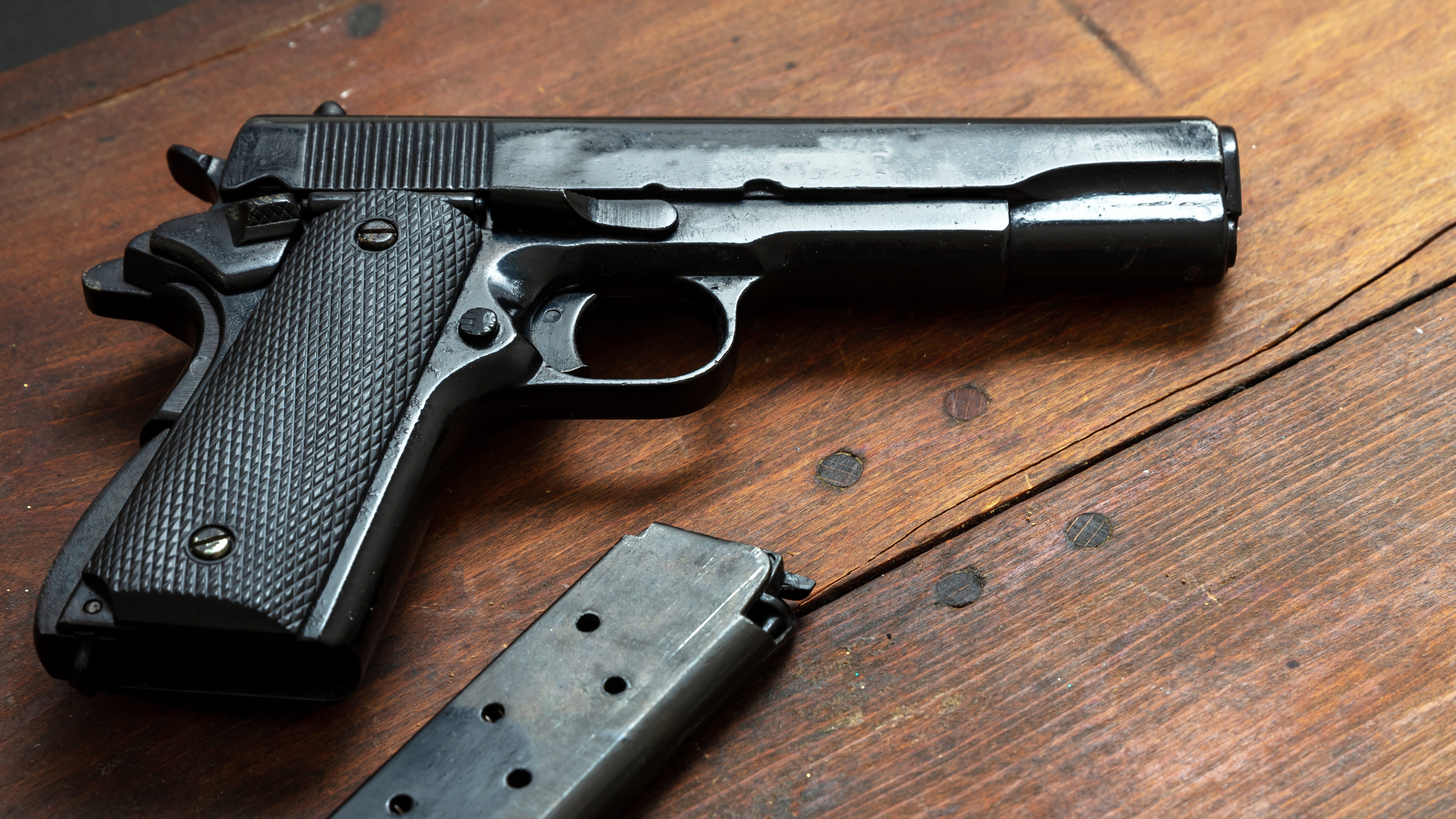 Armed Grayslake man threatened to kill his family and police before arrest, police say