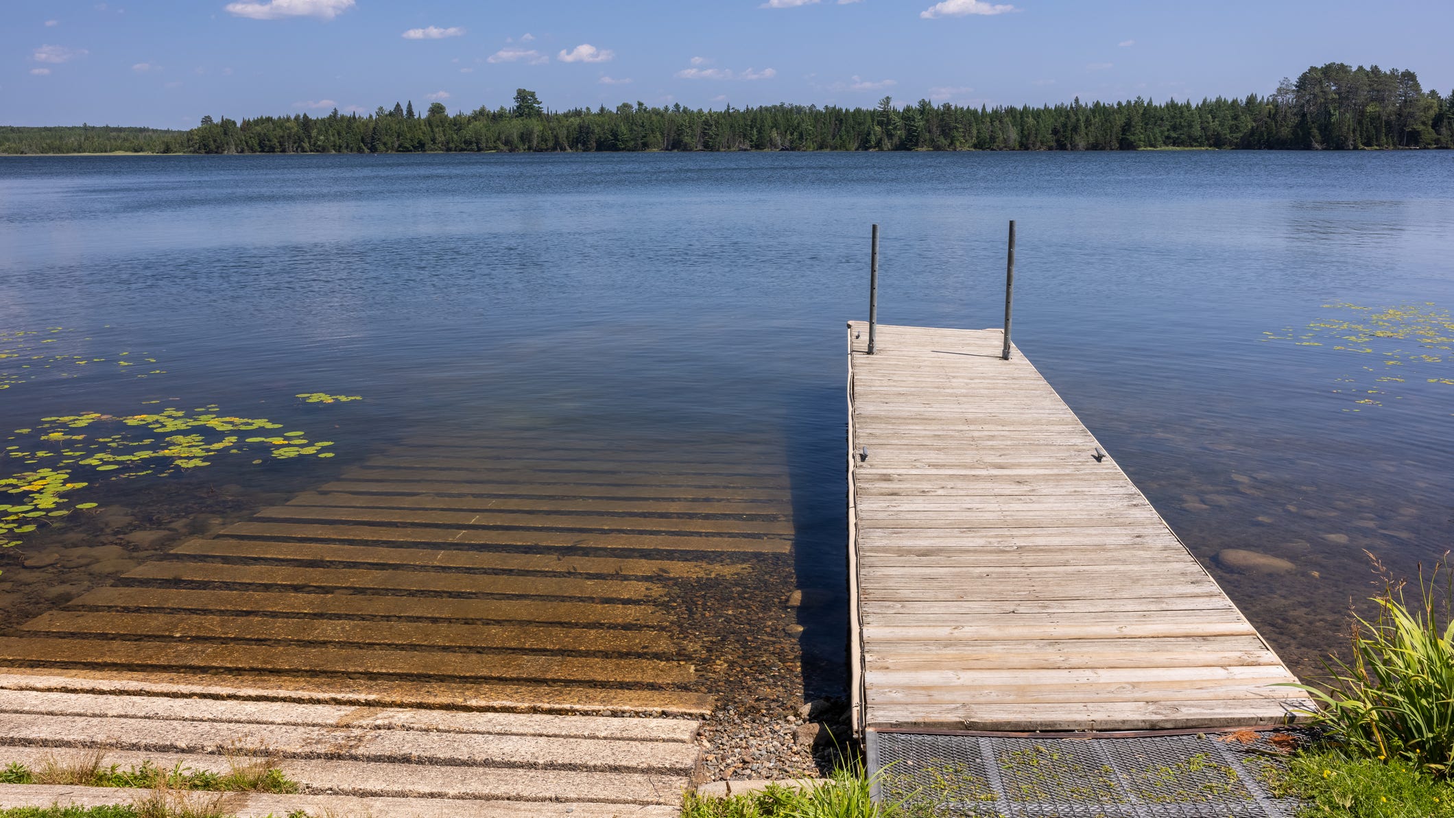 East Texas woman found alive in a submerged Jeep