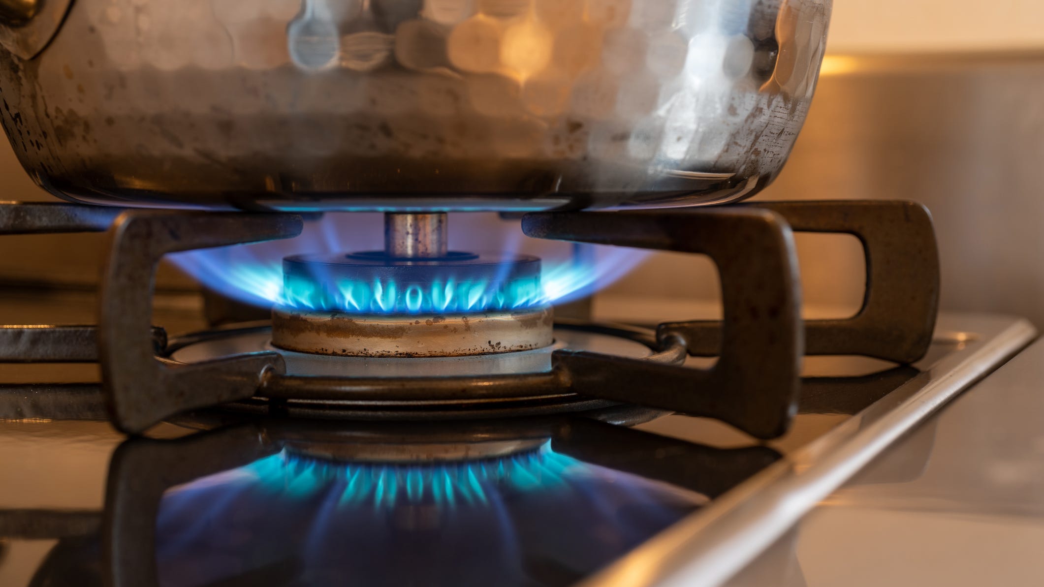 White House clarifies that officials are not looking to ban gas stoves