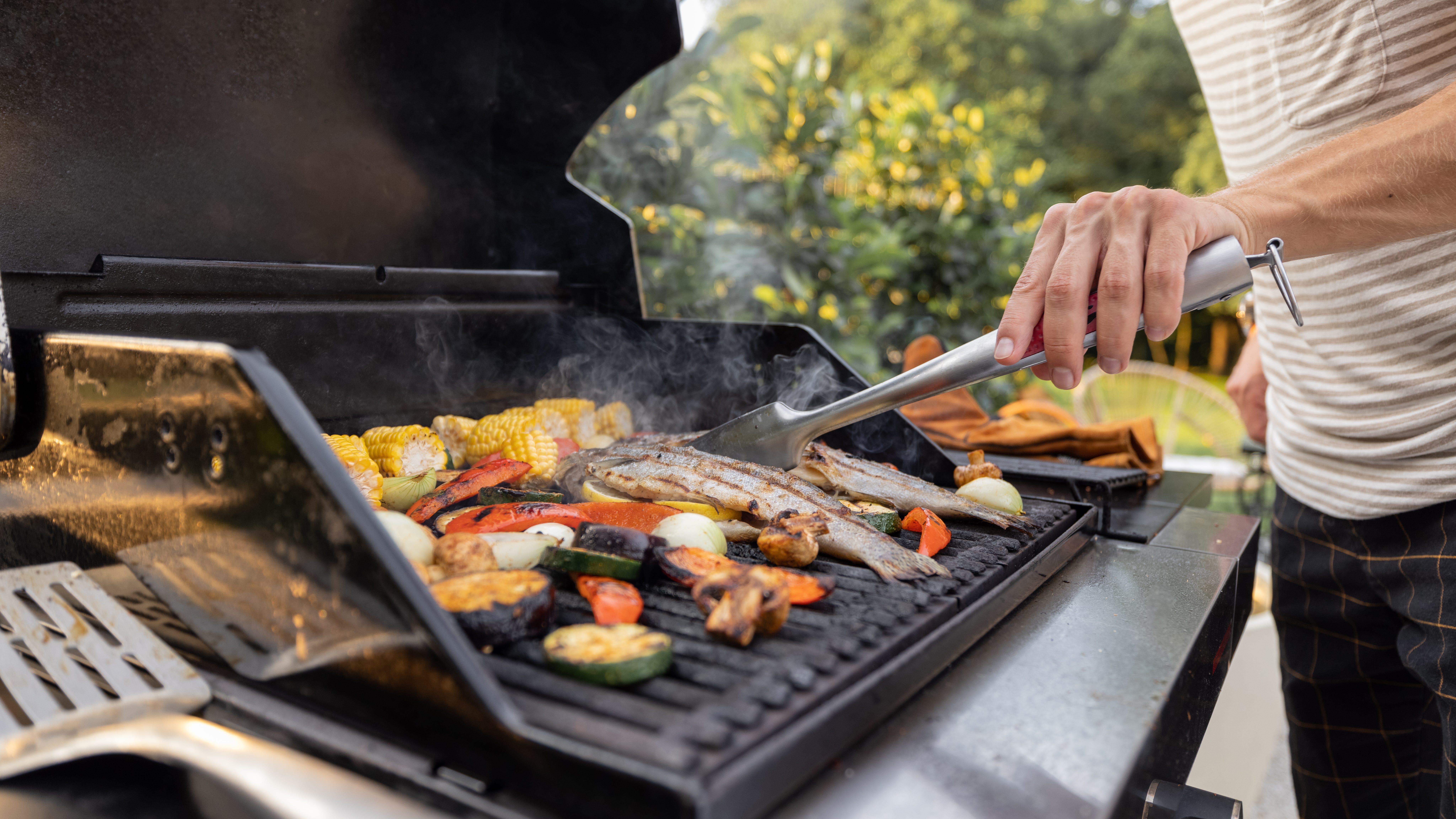 Summertime food safety tips