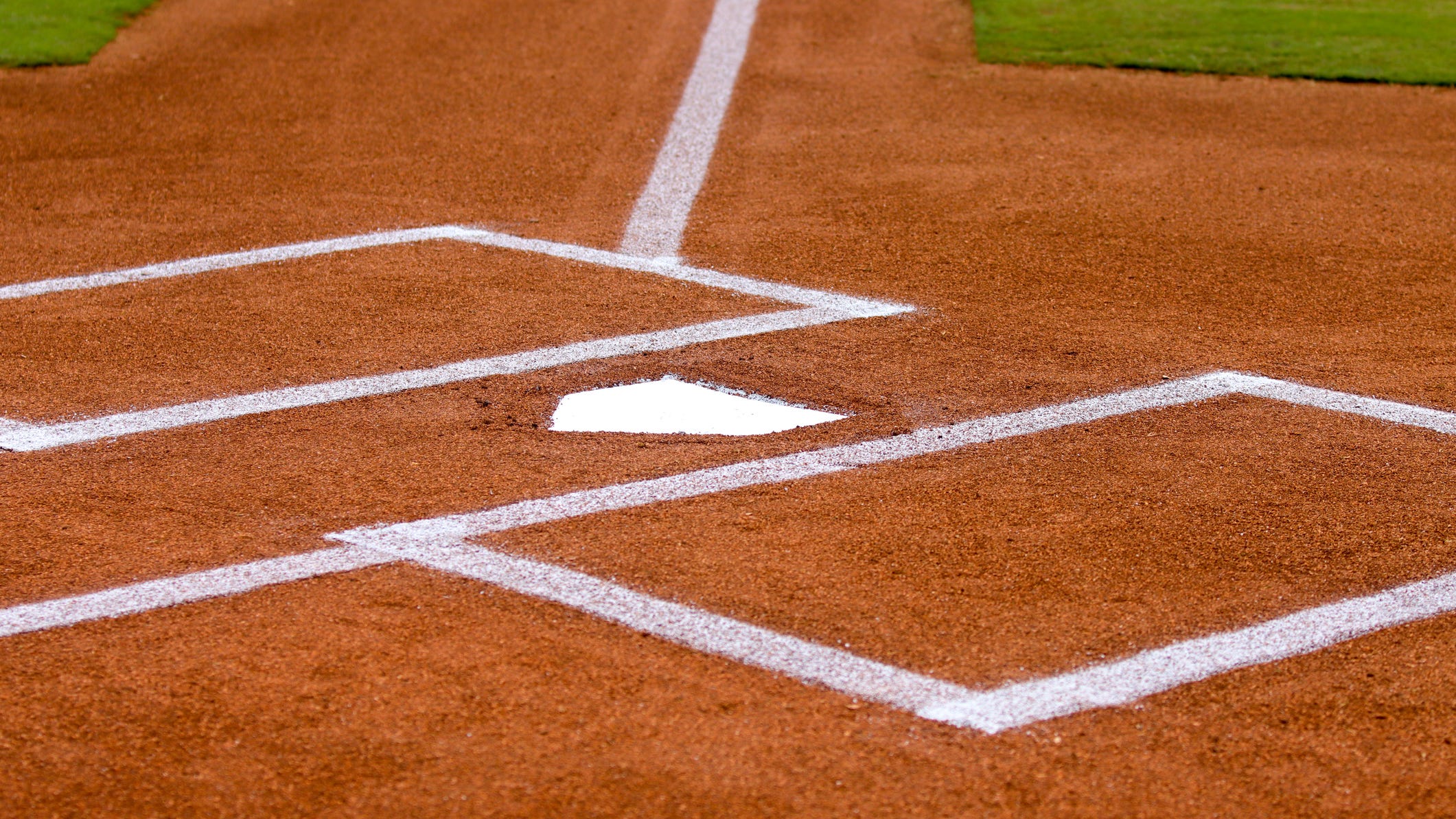 Boy, 10, dies 'unexpectedly' during his Long Beach Little League game