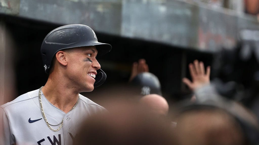 WATCH: 4-time cancer survivor's reaction to pulling a 1-of-1 Aaron Judge card is everything