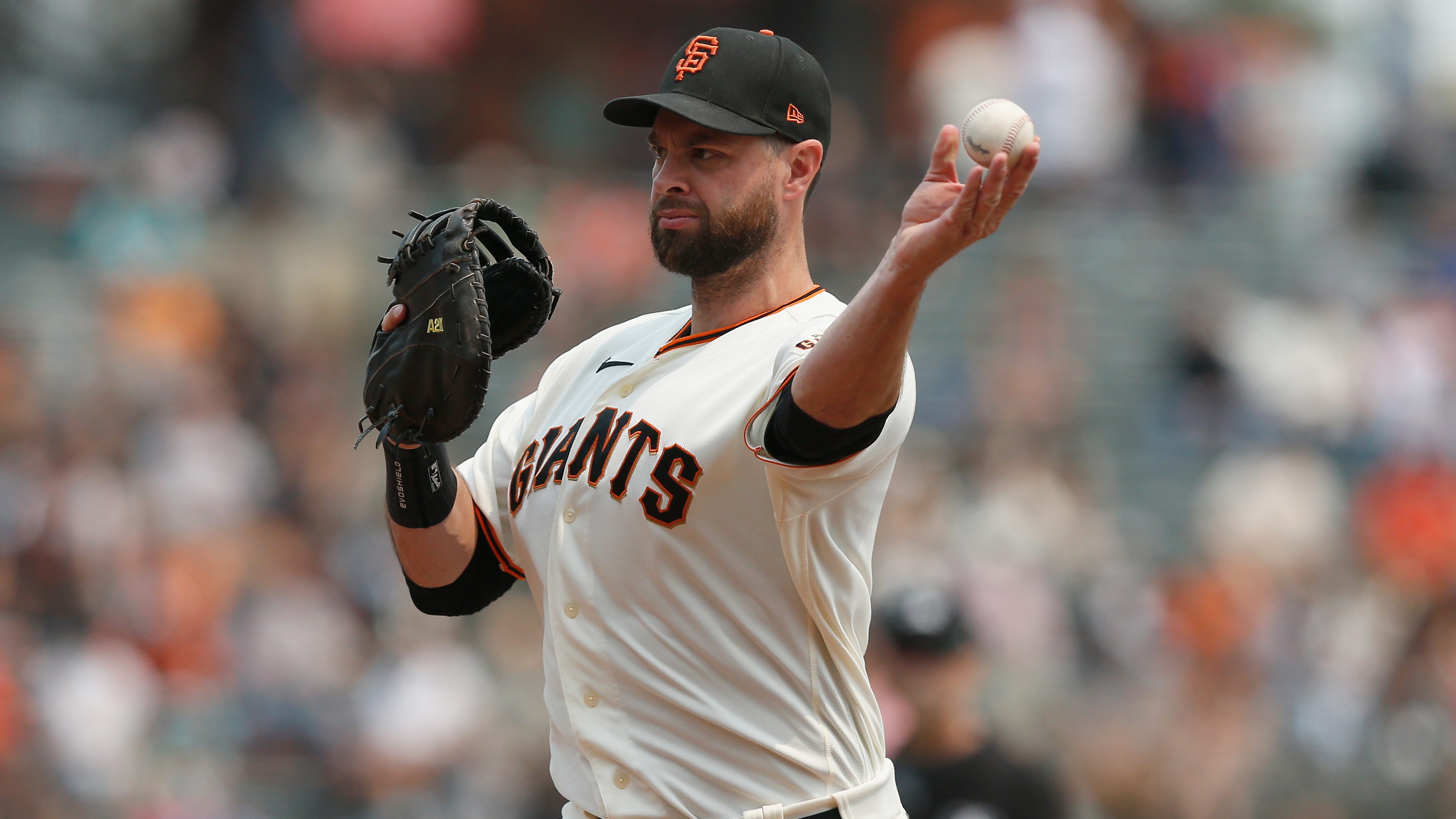 Brandon Belt accepts Giants' qualifying offer: Reports