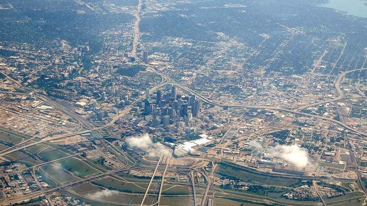 North Texas experiencing poor air quality Tuesday
