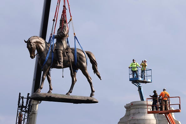 The statue of Robert E. Lee.