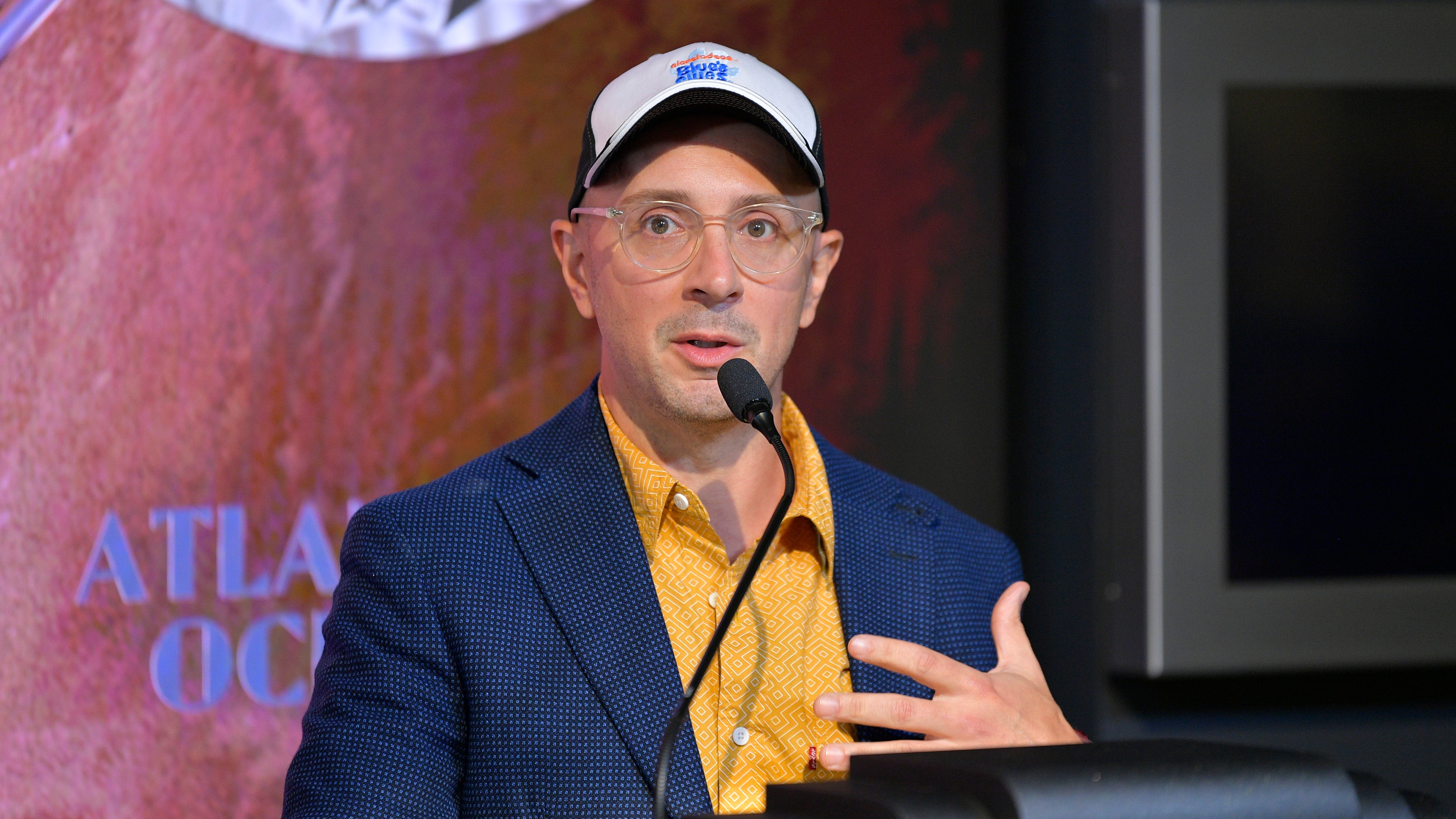 ‘Blue’s Clues’ original host Steve Burns returns in trailer for ‘Blue's Big City Adventure’