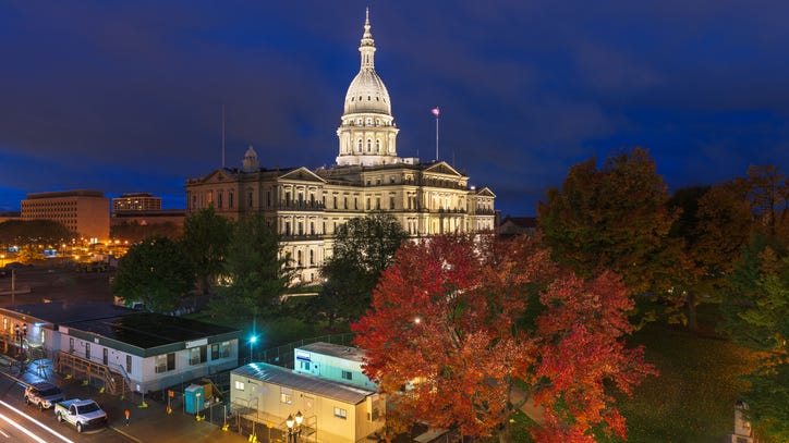 Bills introduced in Michigan Senate aim to protect immigrants private health info, keep ICE out of 'sensitive locations'