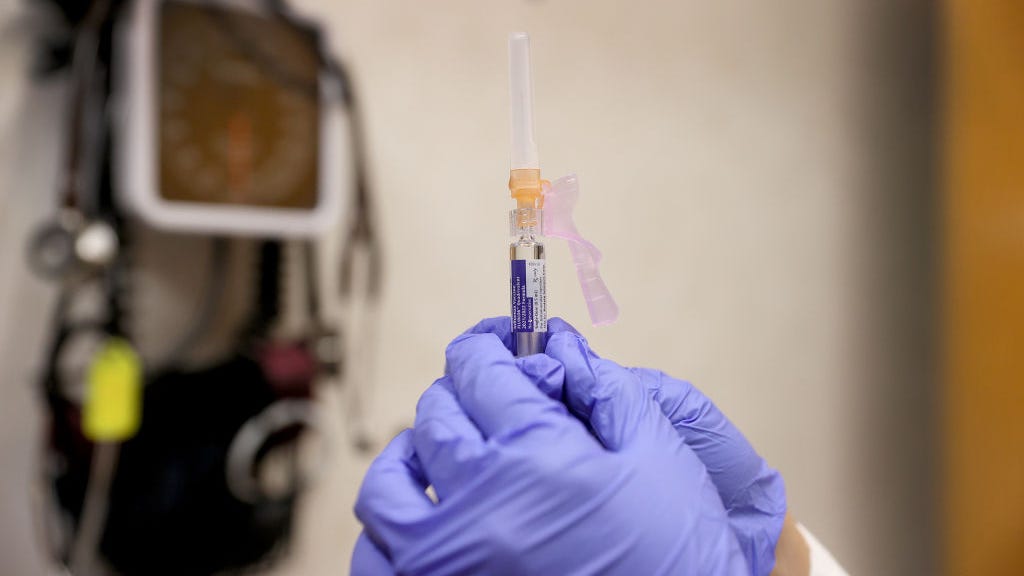 People should wait a little bit longer before getting their flu shots this year