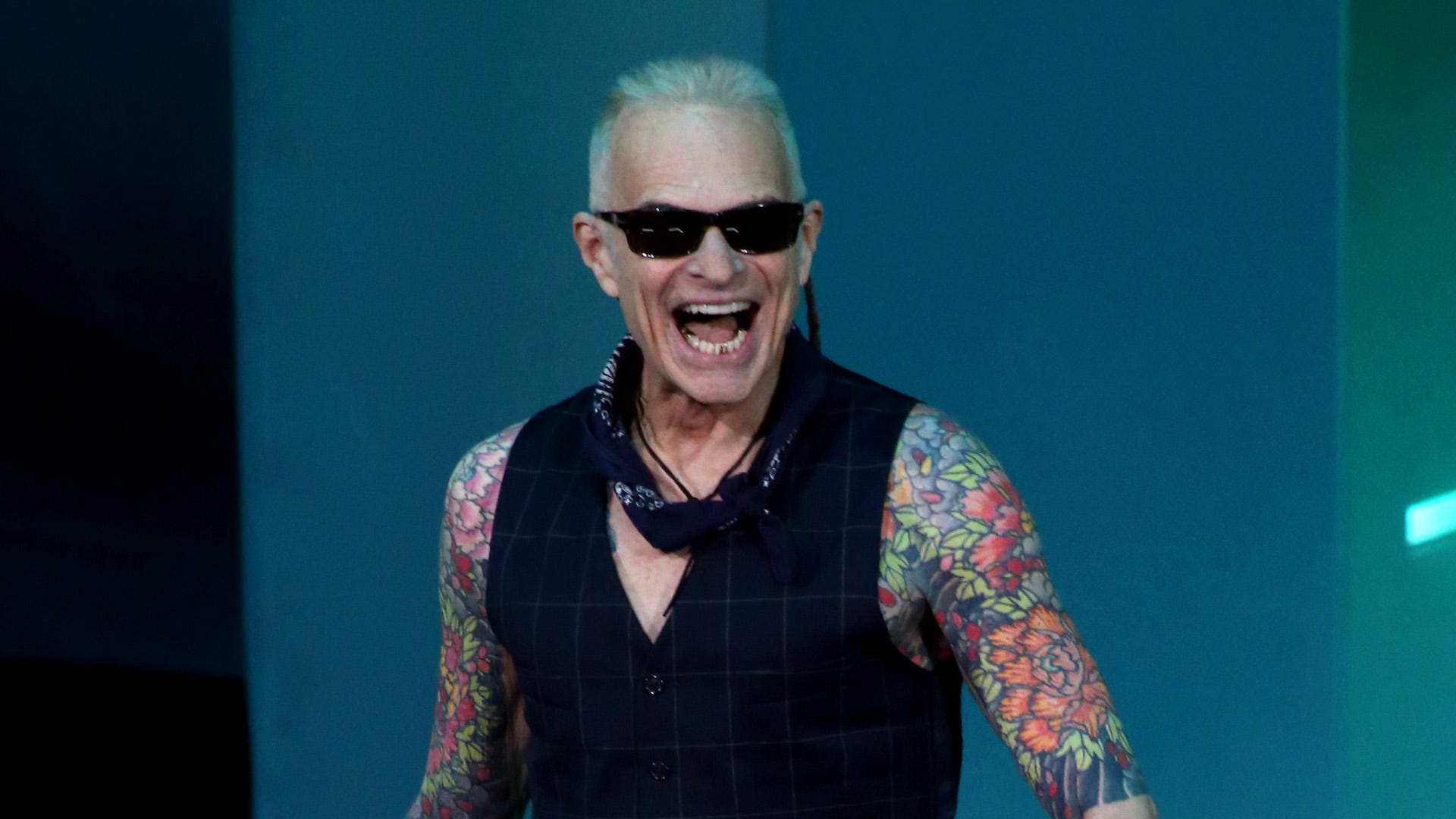 David Lee Roth looks back at Van Halen days, throwing a 'television off that balcony' on new song