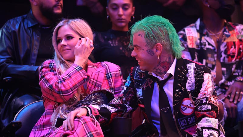 Avril Lavigne and Mod Sun