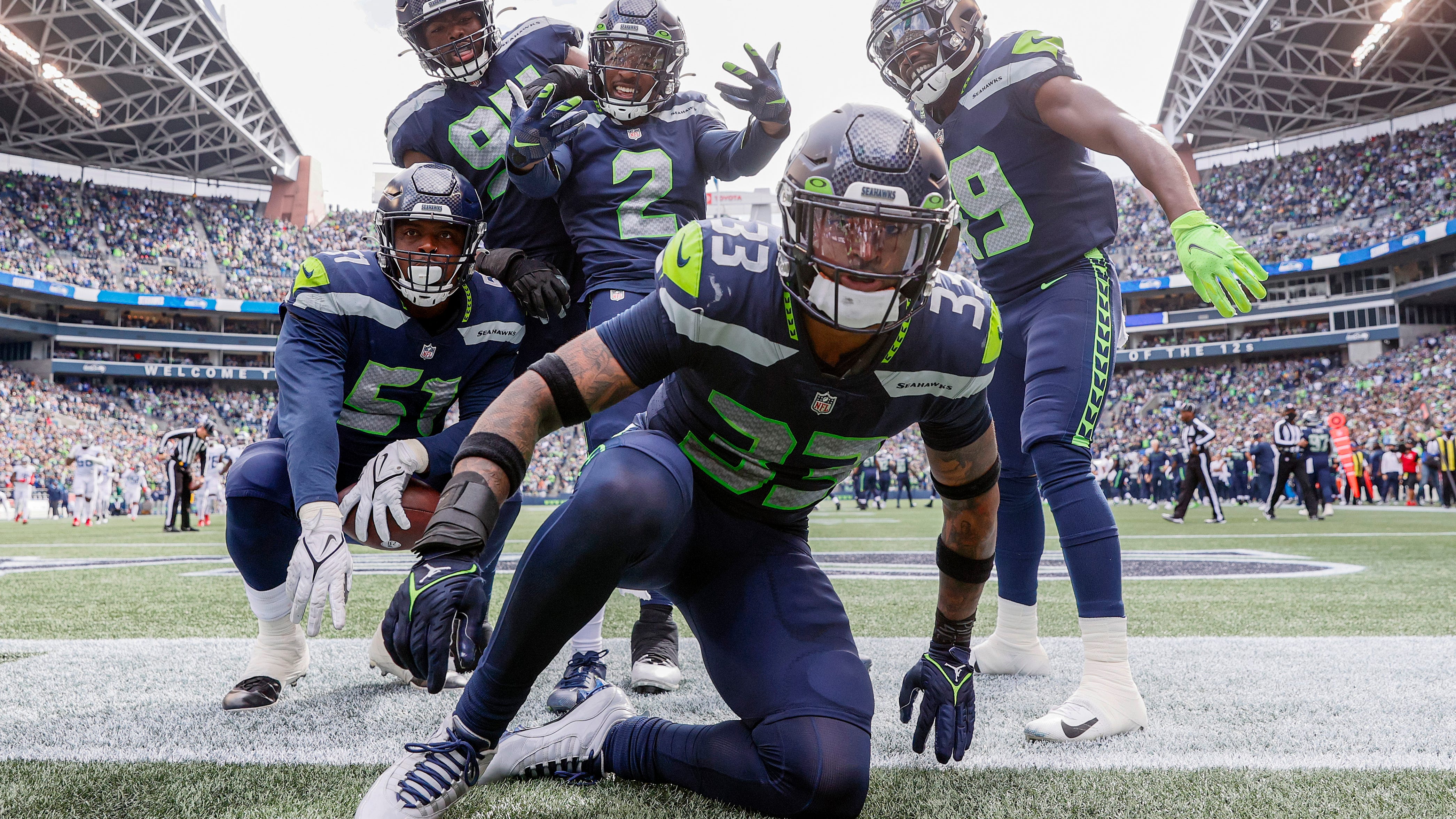 NFLPA tweets its disgust over enforcement of new taunting rules