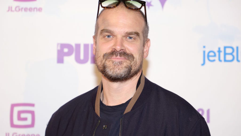 ‘Stranger Things’ star David Harbour shares how he lost weight for upcoming season
