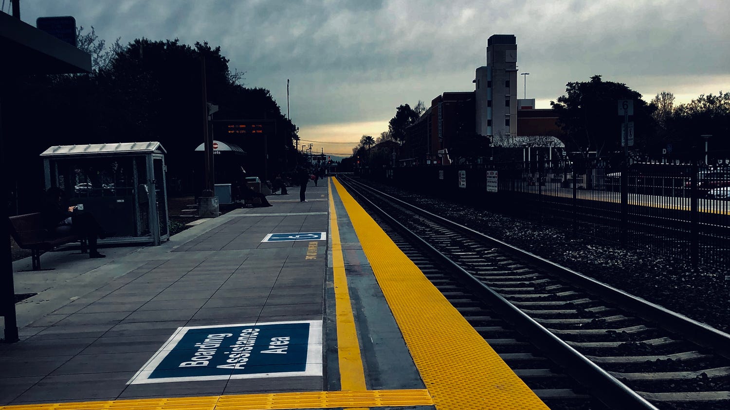 Caltrain strikes person trespassing on tracks near Mountain View