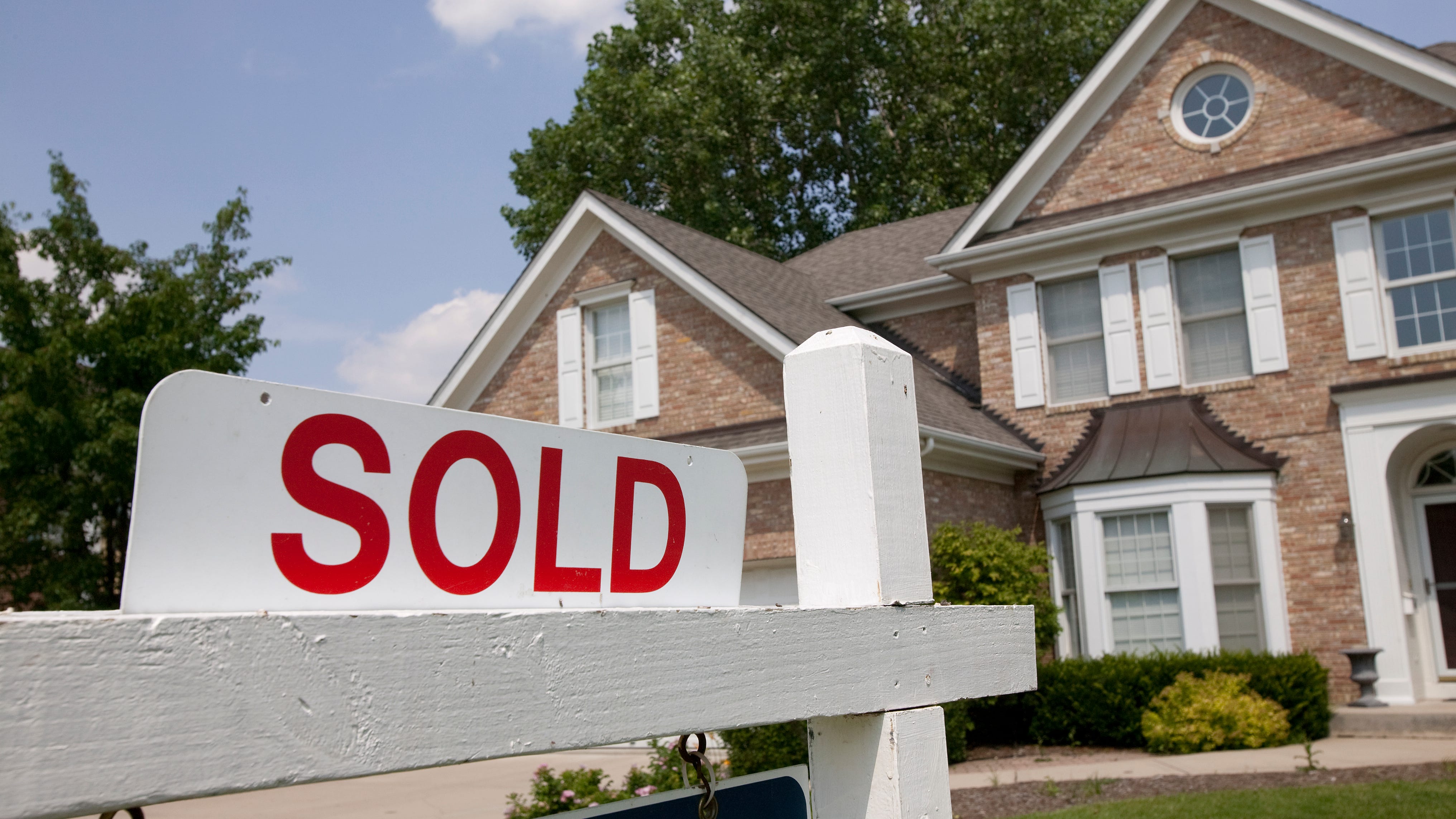 Selling your home — then staying an extra few months