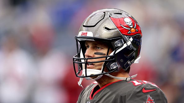 Could Tom Brady join FOX broadcast booth before finishing playing career?