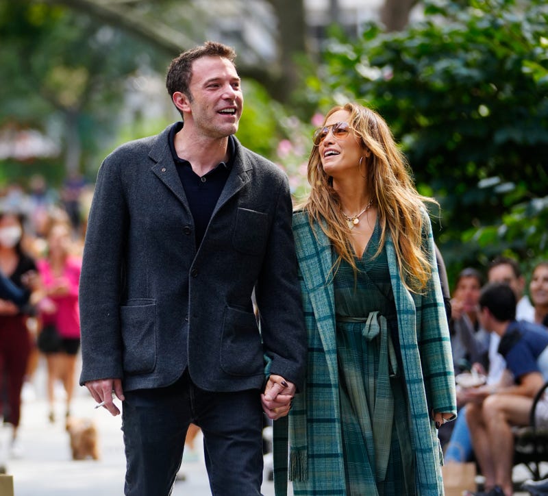 Jennifer Lopez and Ben Affleck in Madison Square Park on September 26, 2021 in New York City.