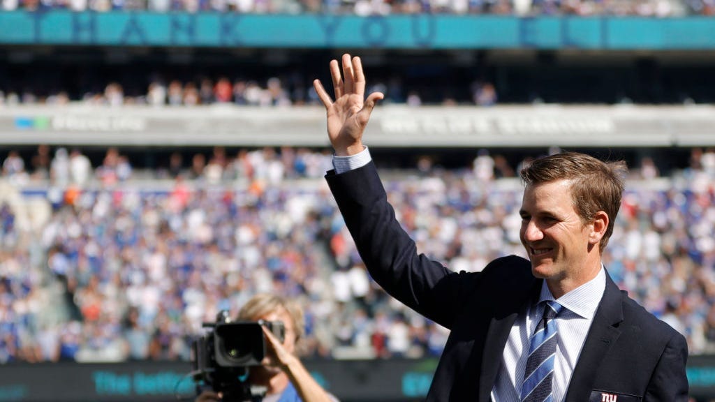 Eli Manning debuts new show on Giants YouTube Channel