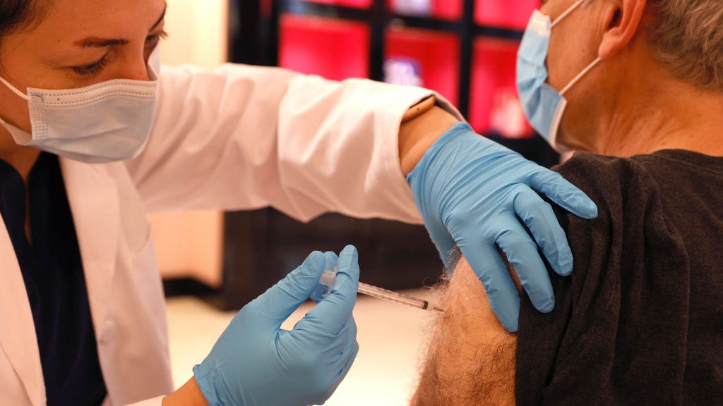 Health expert advises against offering second booster to all Americans