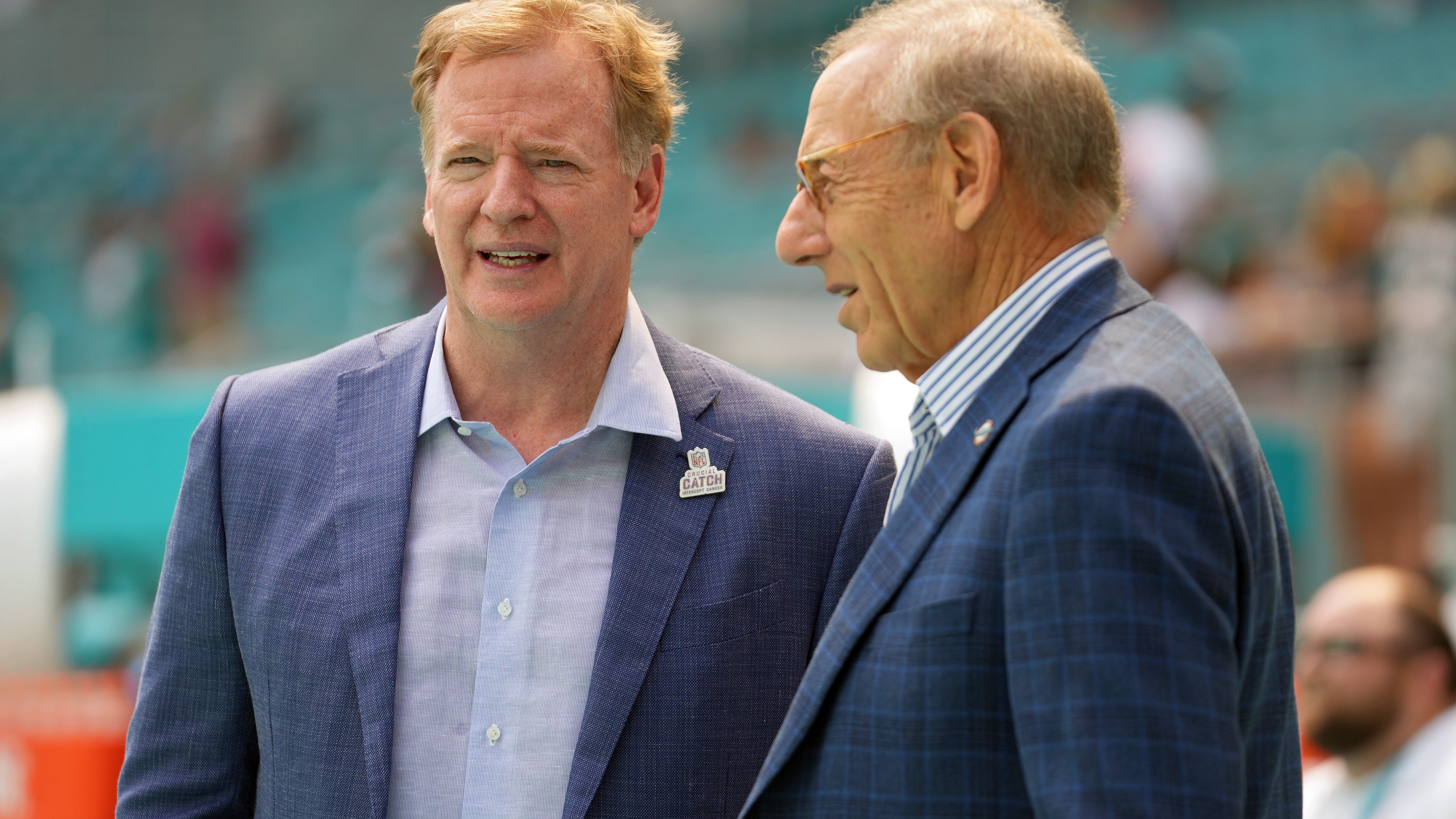Goodell responds to Flores lawsuit in league memo, acknowledges diversity problem is ‘unacceptable’