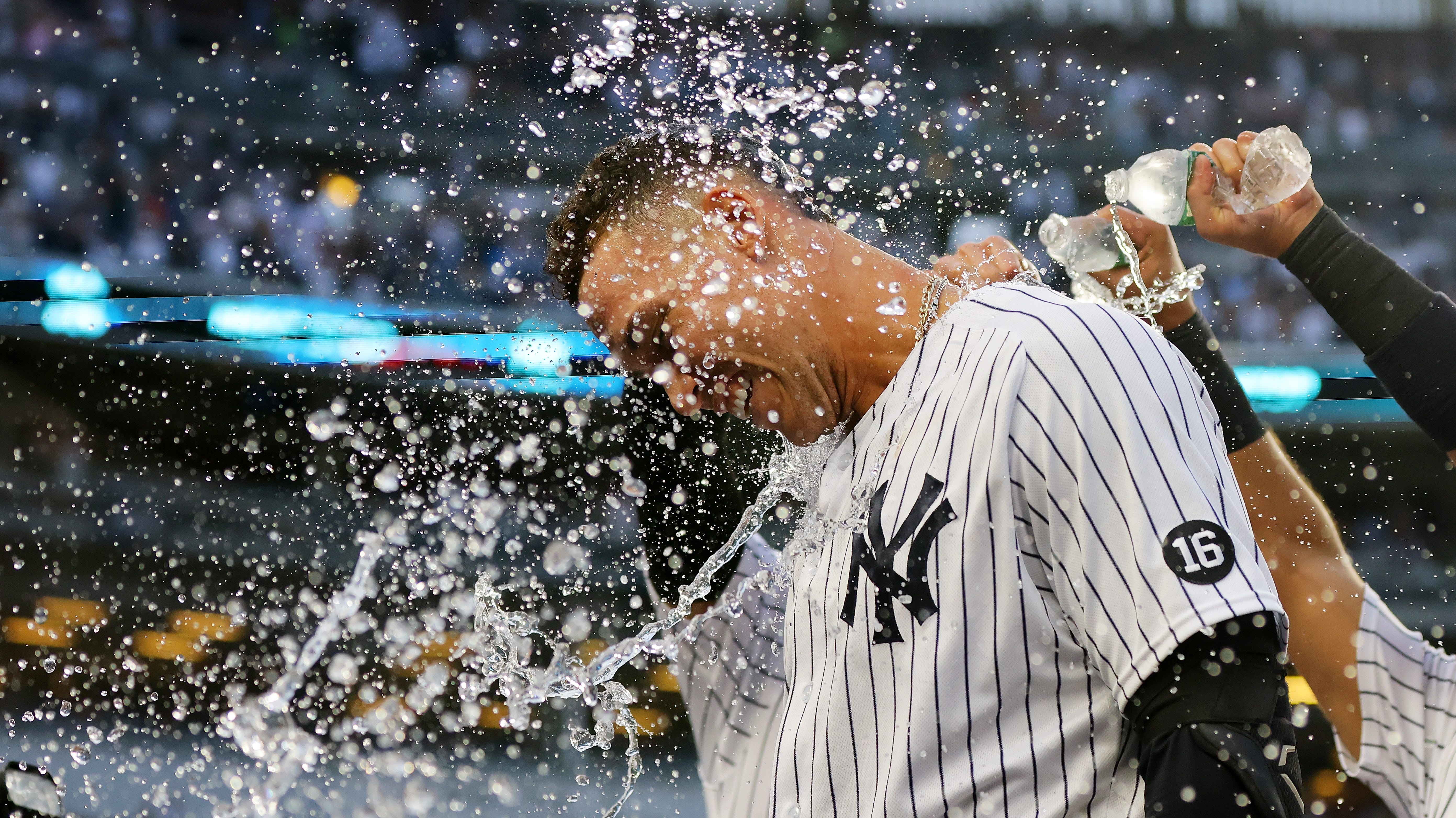Sencillo de Aaron Judge lleva a los Yankees a la postemporada 2021