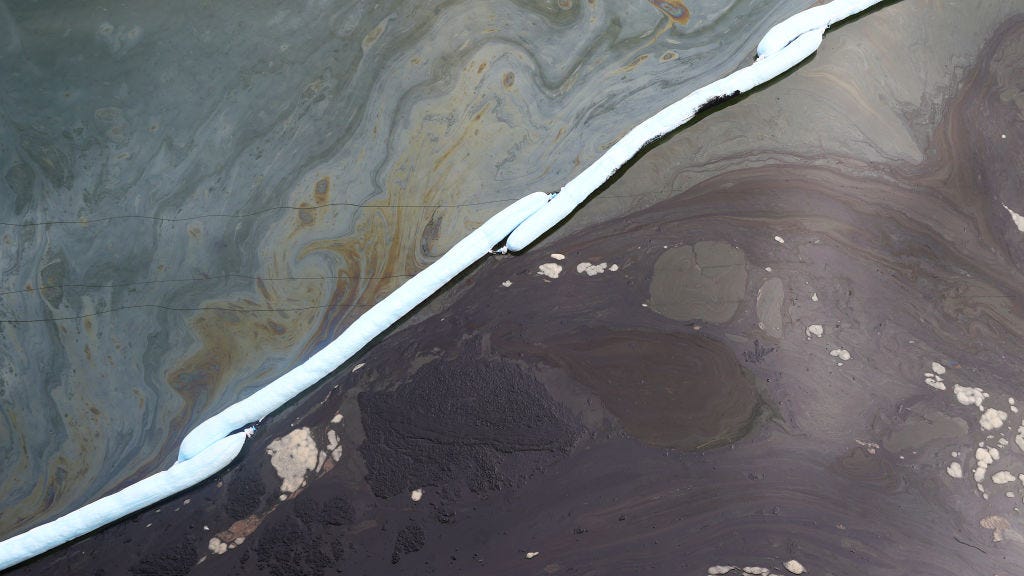 Coast Guard: Oil pipeline potentially ruptured up to a year ago