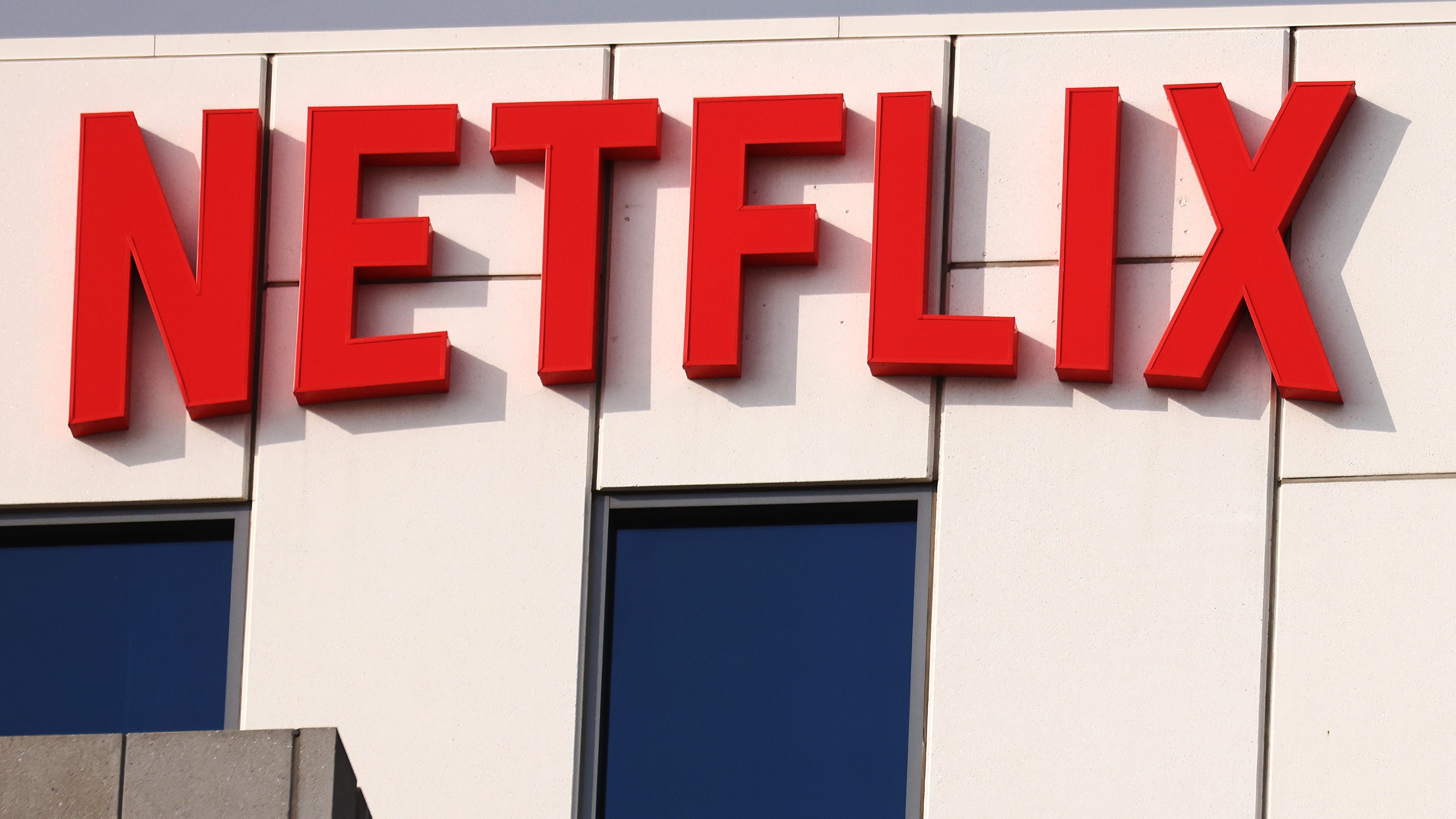 Former 'Love is Blind' contestant sues Netflix, producers for 'inhumane working conditions': report