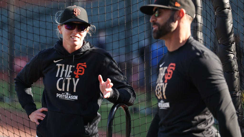 Giants honor Alyssa Nakken's landmark feat with T-shirt giveaway