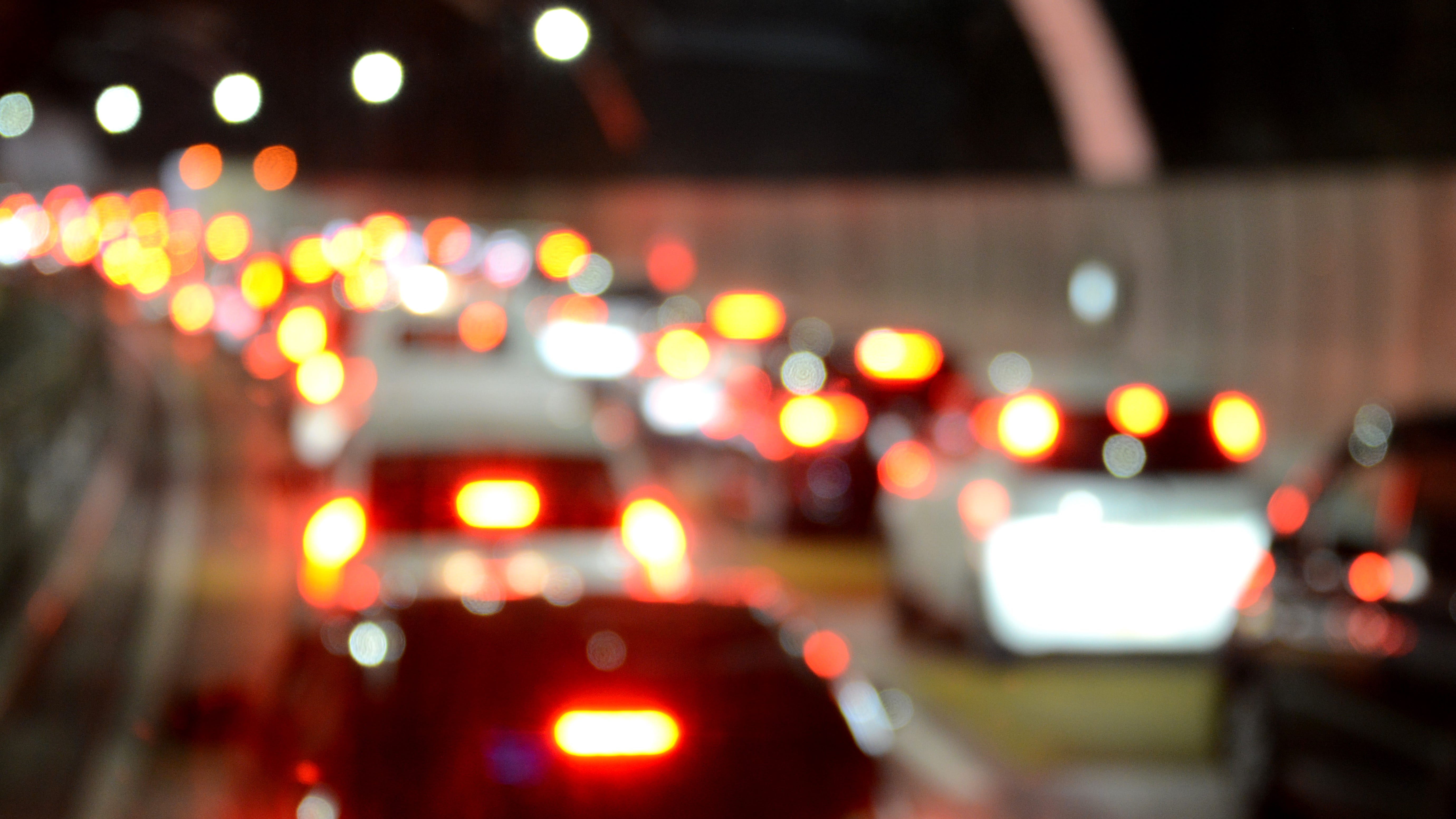 'Lots of blood': Major backups expected as police investigate possible pedestrian-vehicle crash on I-275 in Wayne County