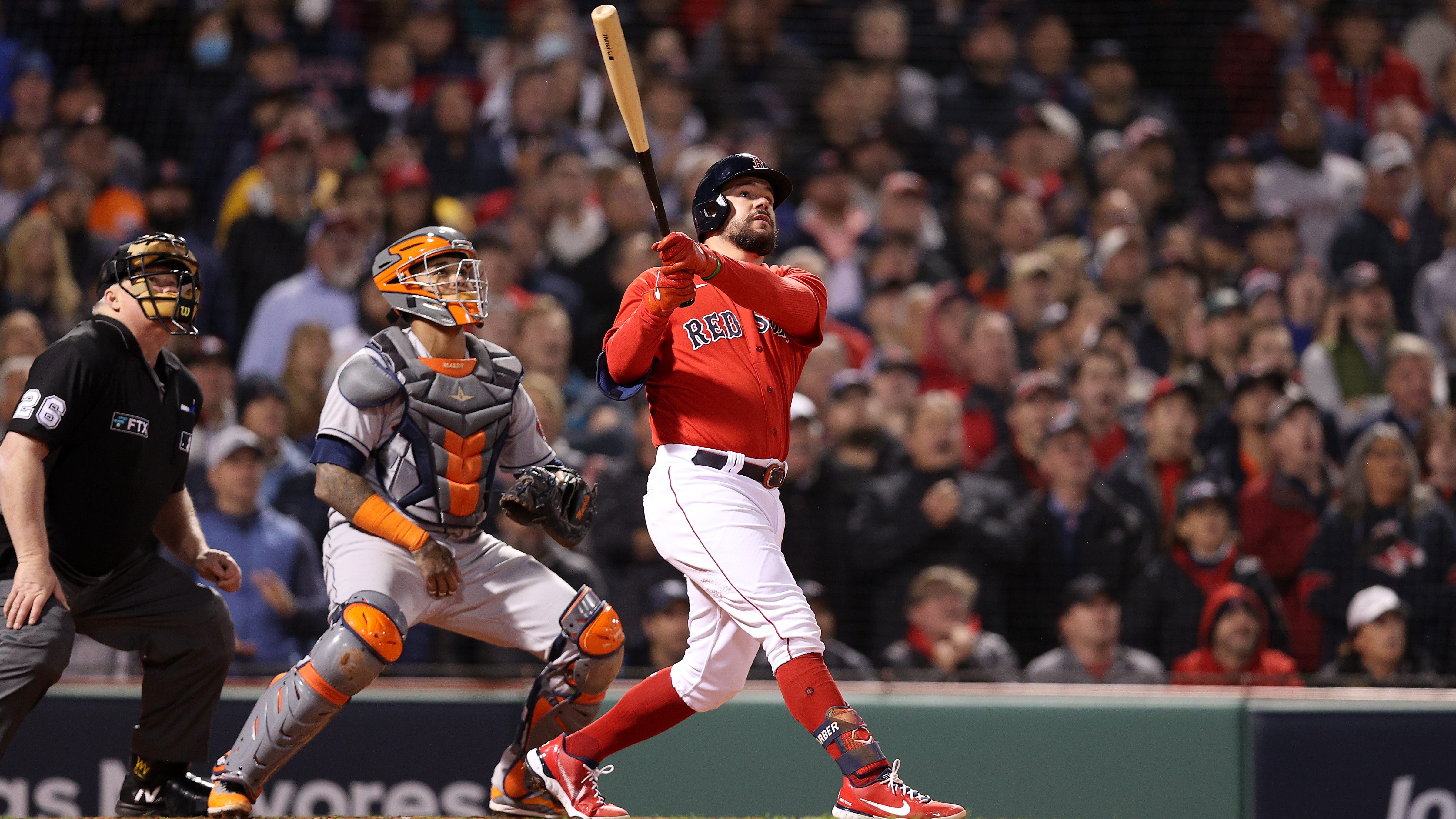 Phillies strike 4-year deal with All-Star Kyle Schwarber
