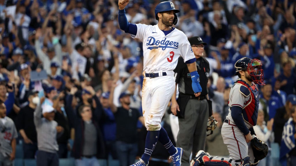Dodgers bounce back, defeating Braves in NLCS Game 3