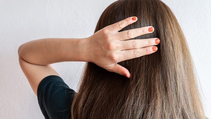 How to help your hair fight the frizz in this weather and humidity